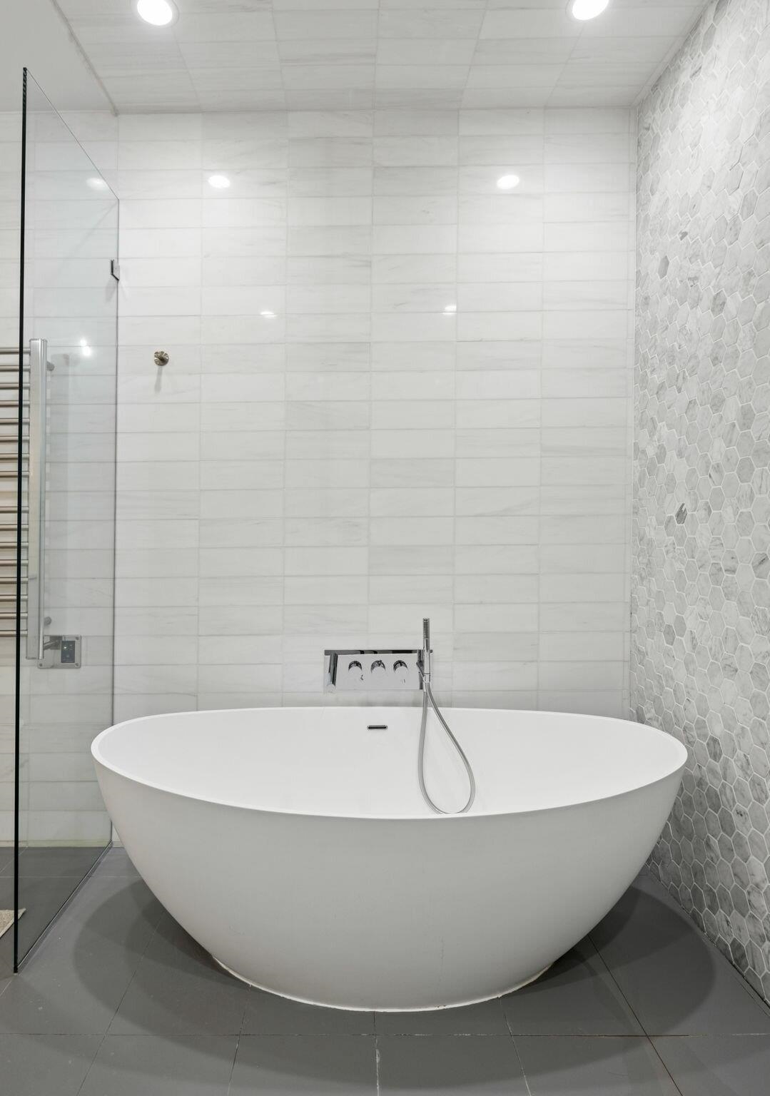 810 PARK AVE Unit: 1