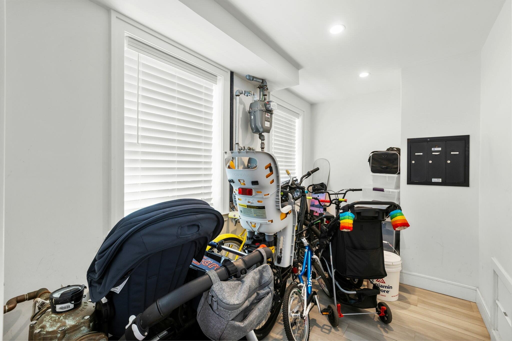 810 PARK AVE Unit: 1