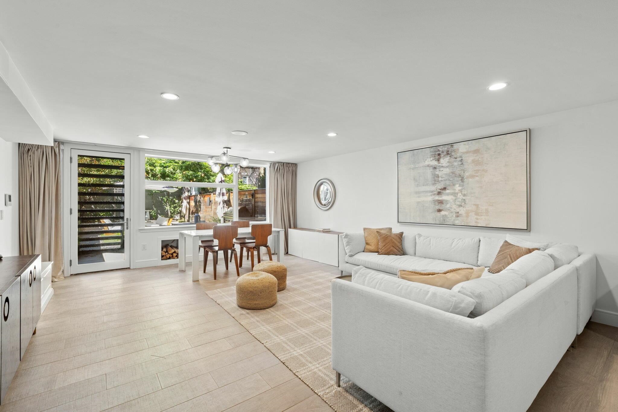 810 PARK AVE Unit: 1