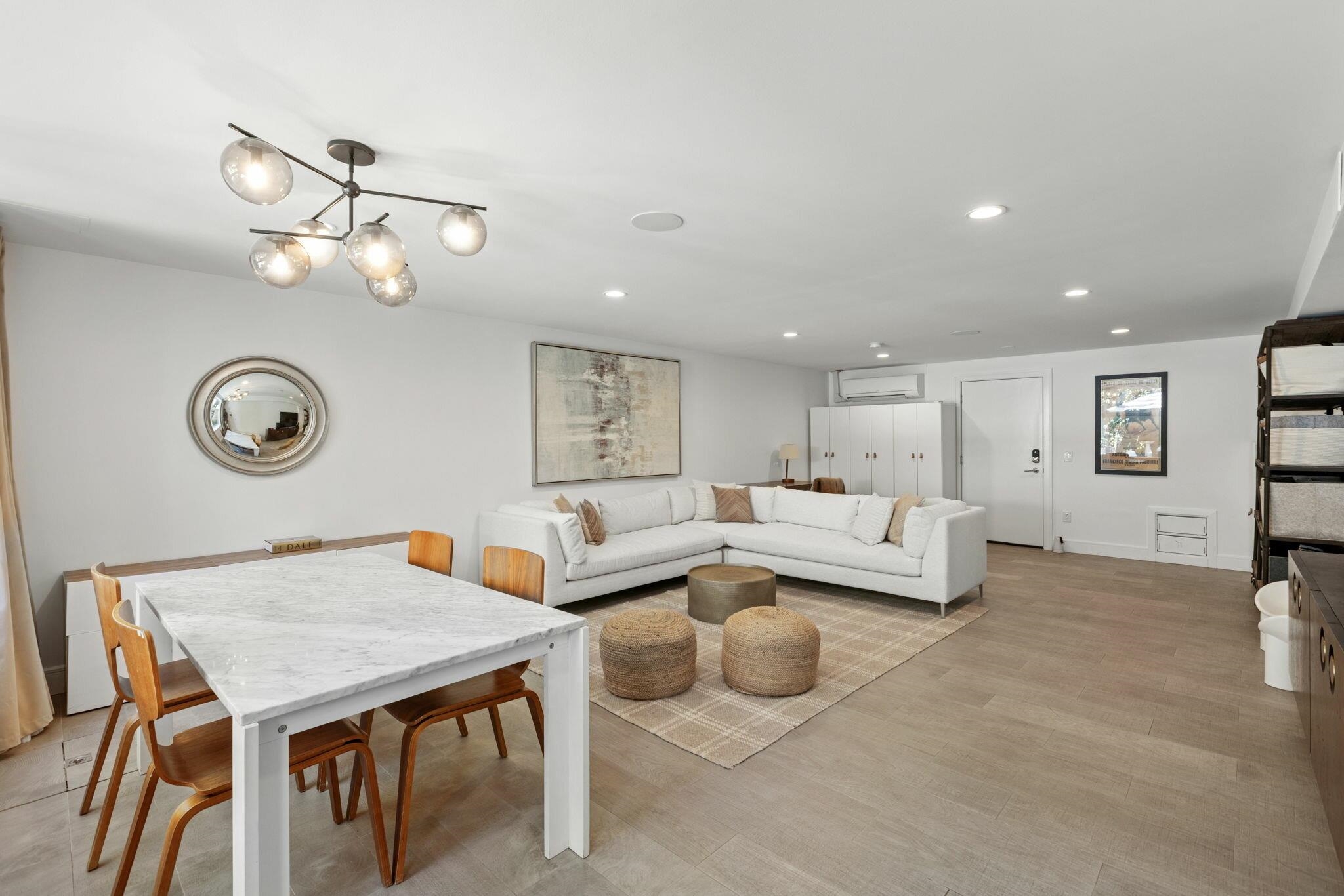 810 PARK AVE Unit: 1