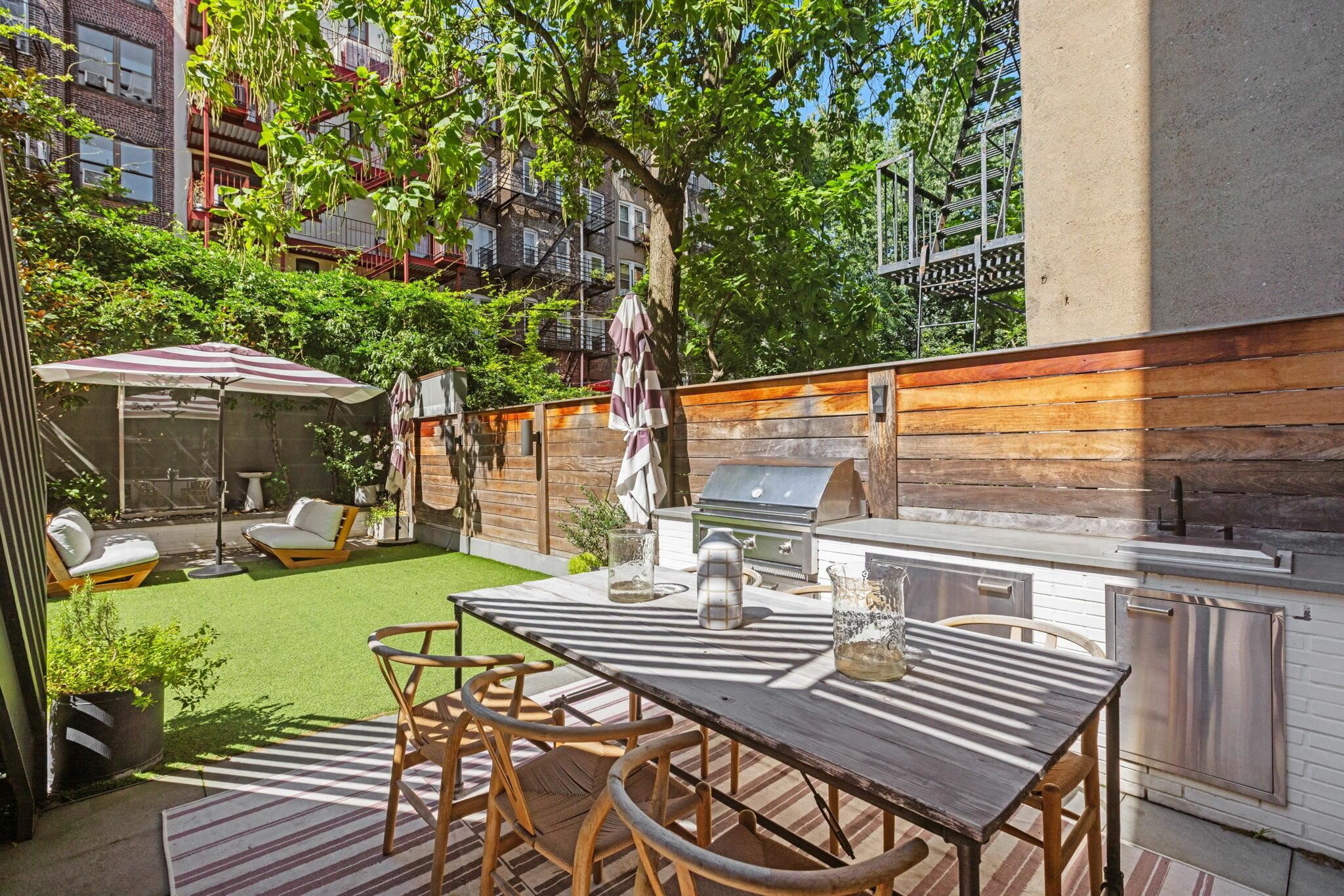 810 PARK AVE Unit: 1