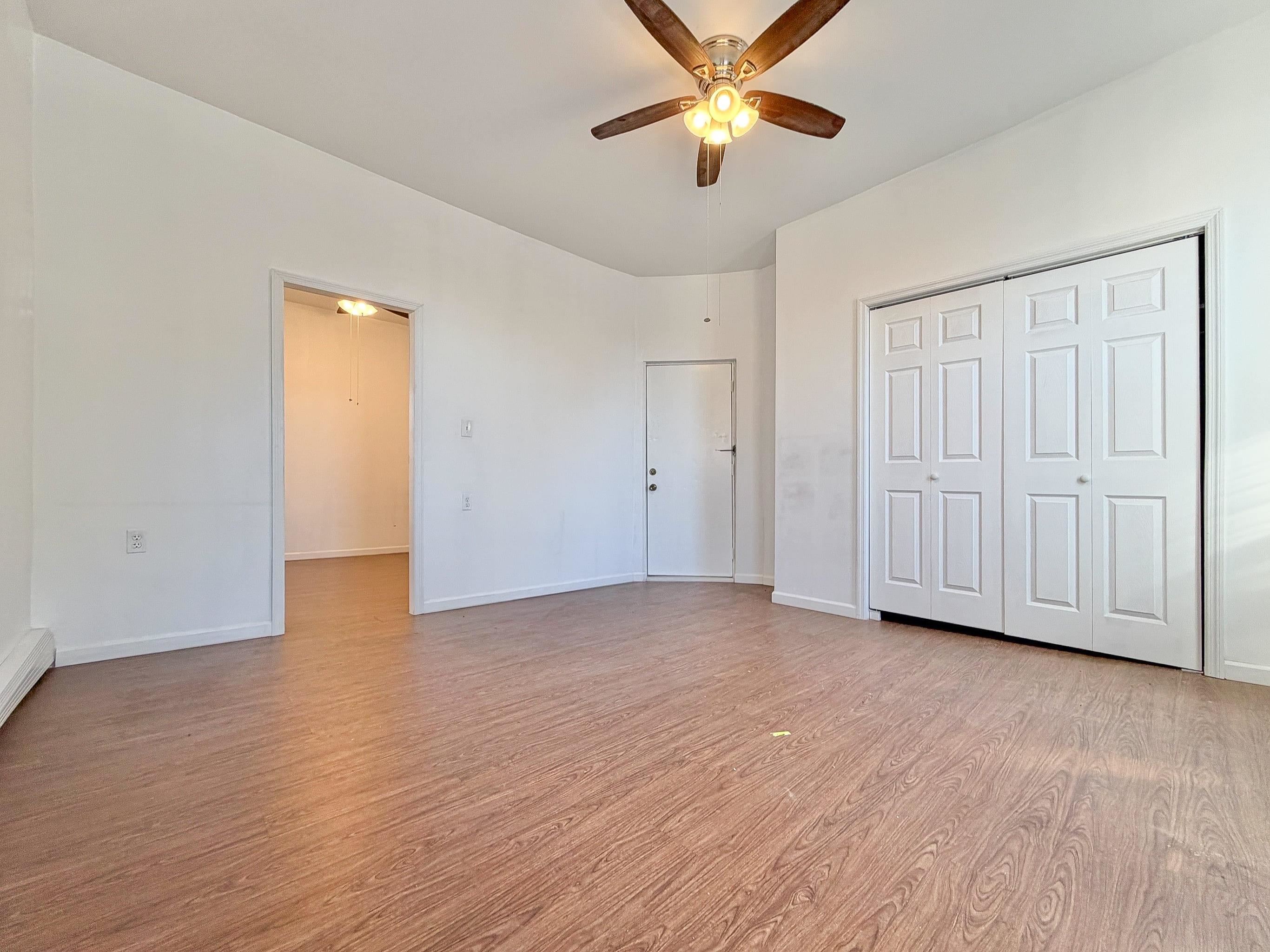 190 CLINTON AVE Unit: 4