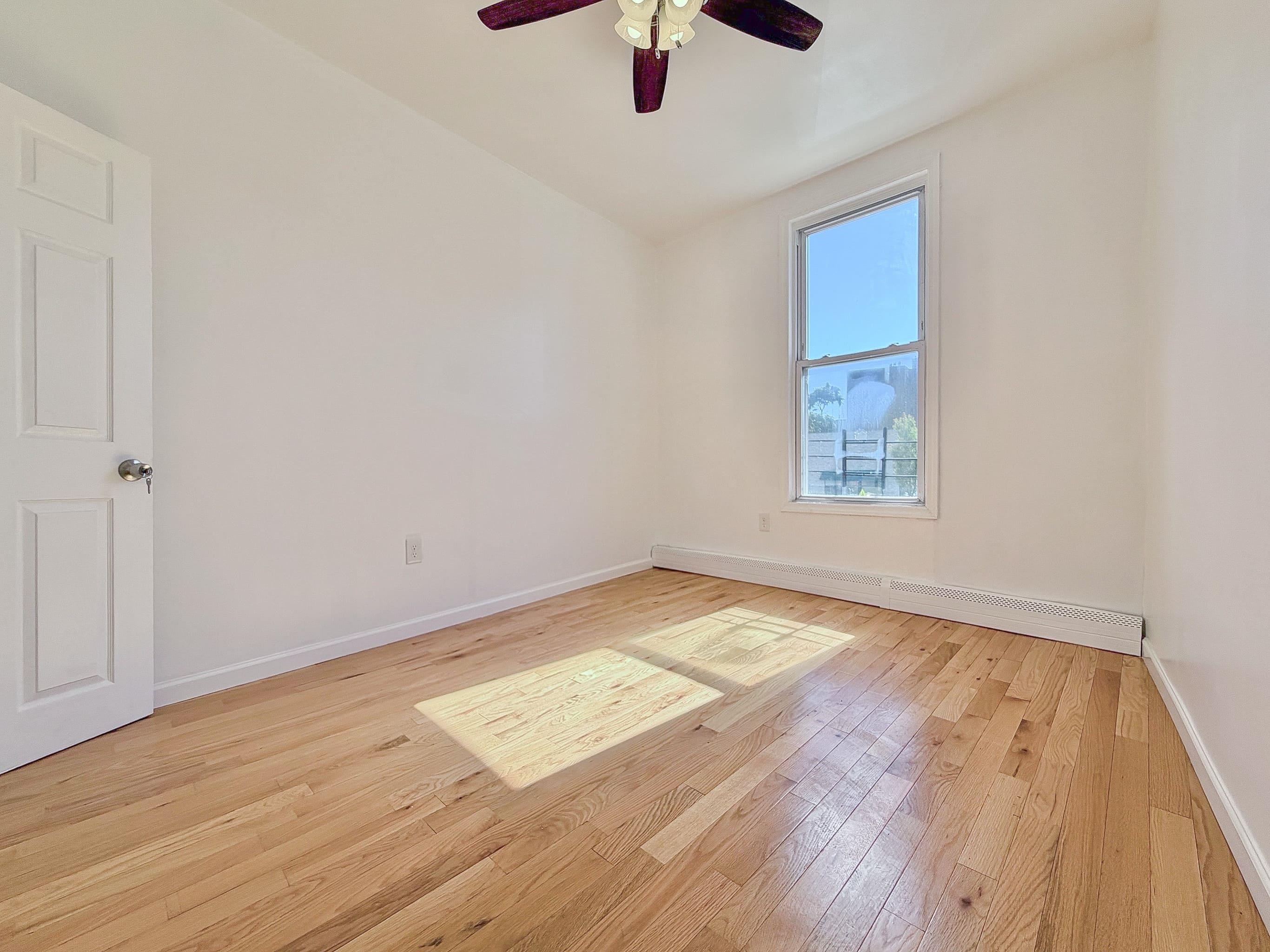 190 CLINTON AVE Unit: 2