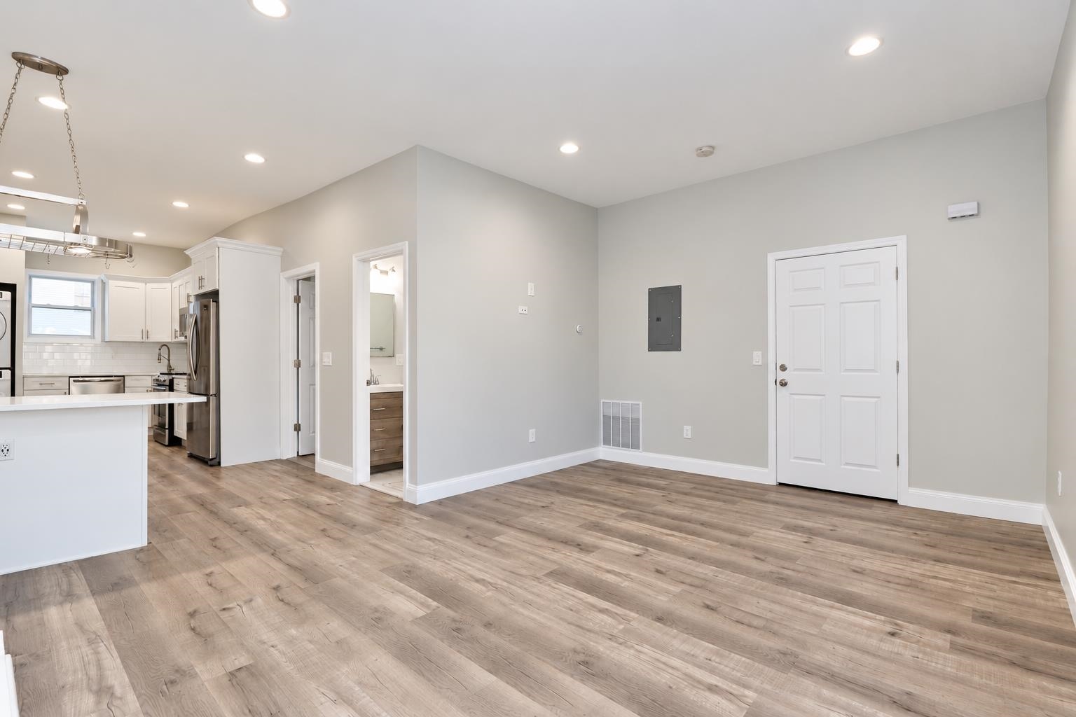 41 WASHBURN ST Unit: 1