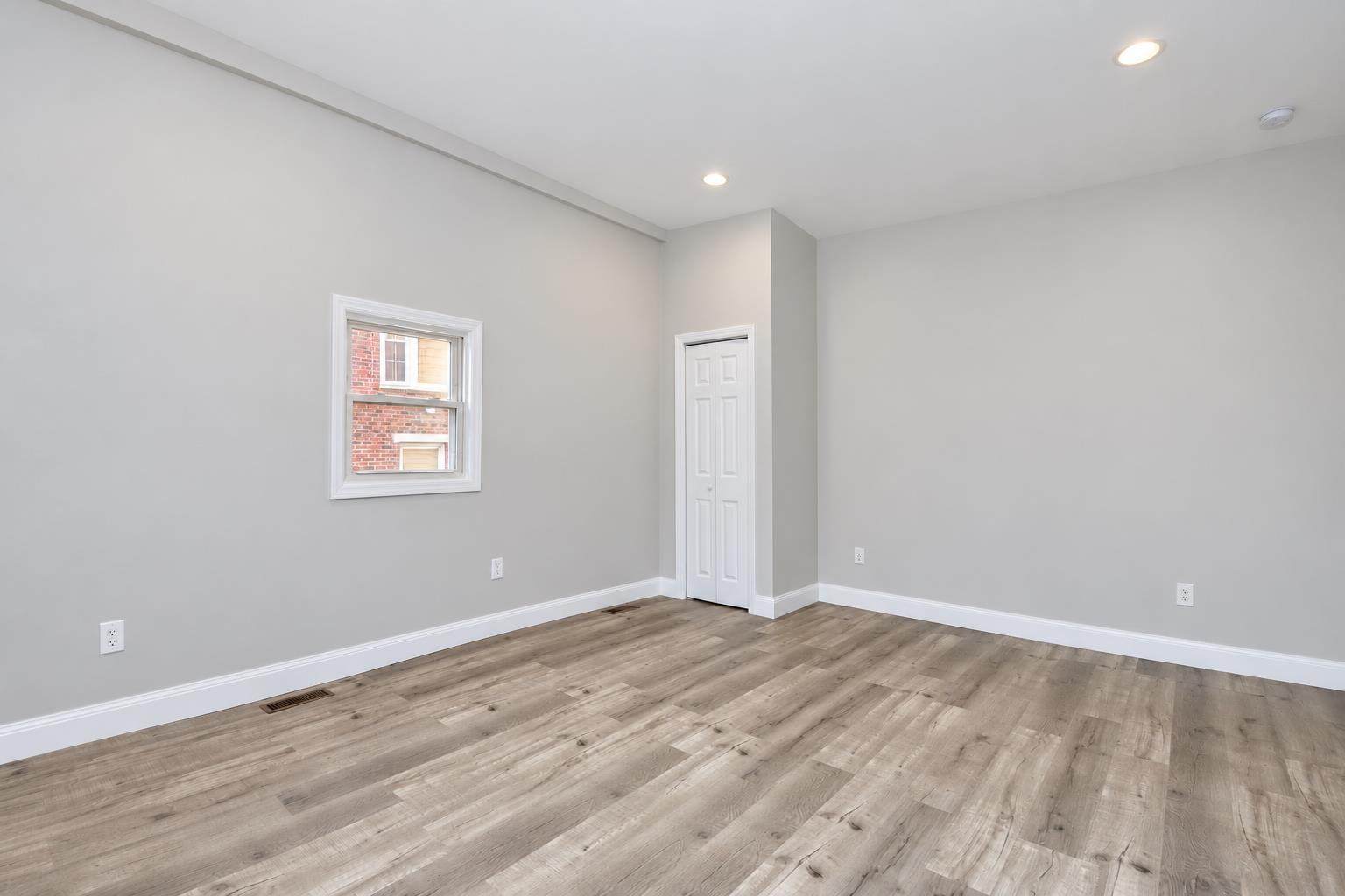 41 WASHBURN ST Unit: 1