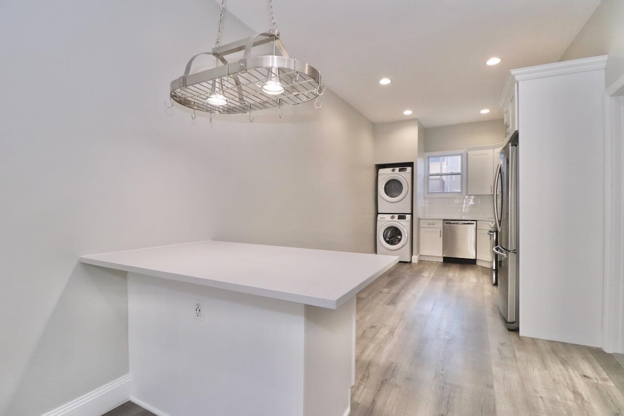 41 WASHBURN ST Unit: 1