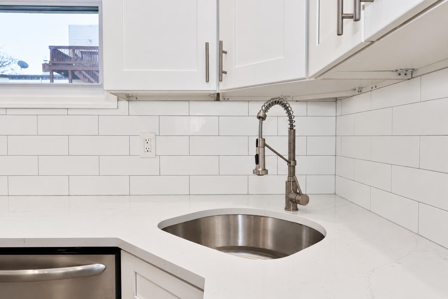 41 WASHBURN ST Unit: 1