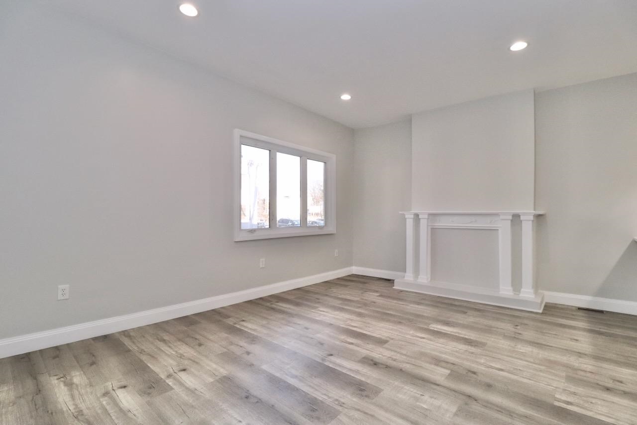 41 WASHBURN ST Unit: 1
