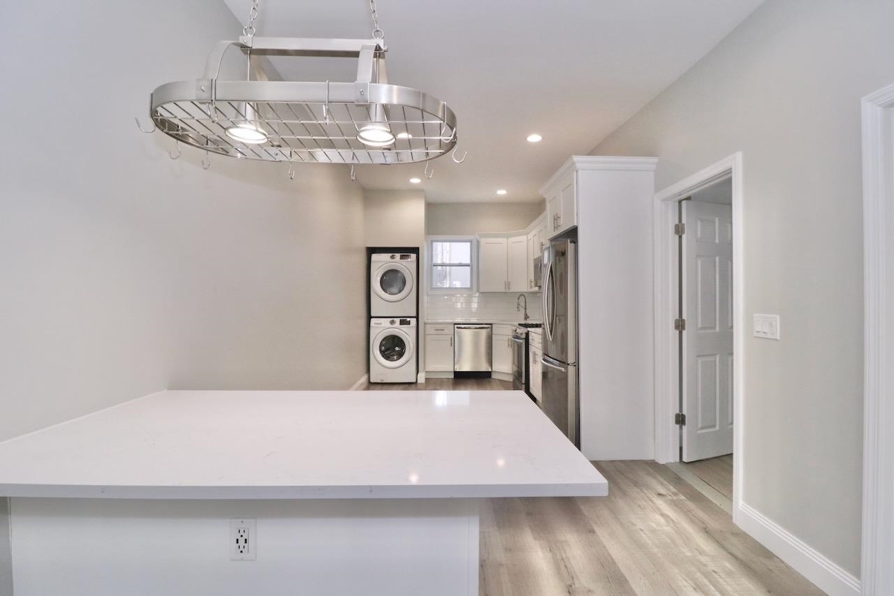 41 WASHBURN ST Unit: 1