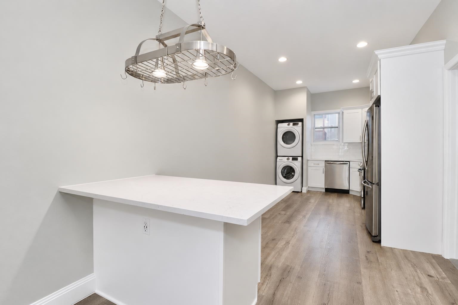 41 WASHBURN ST Unit: 1