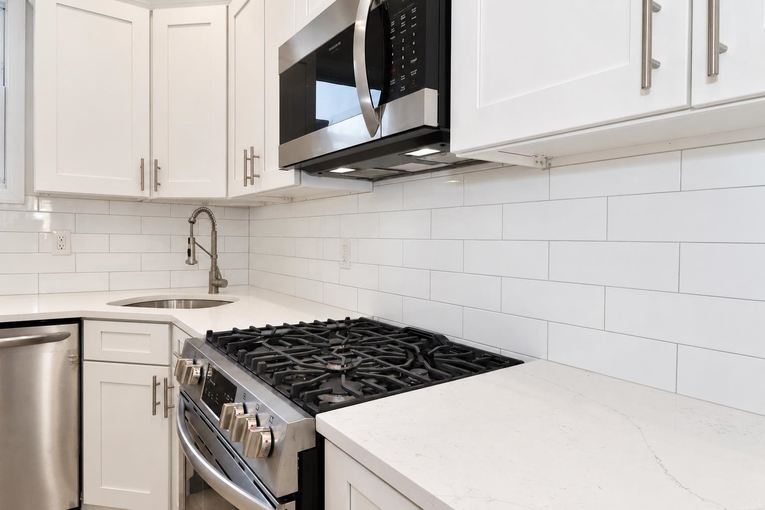 41 WASHBURN ST Unit: 1