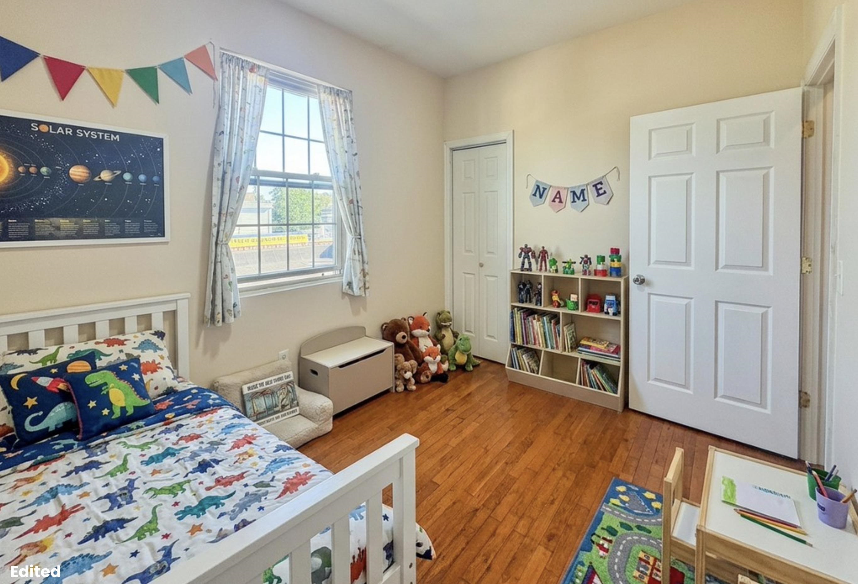 247 WINFIELD AVE Unit: 2