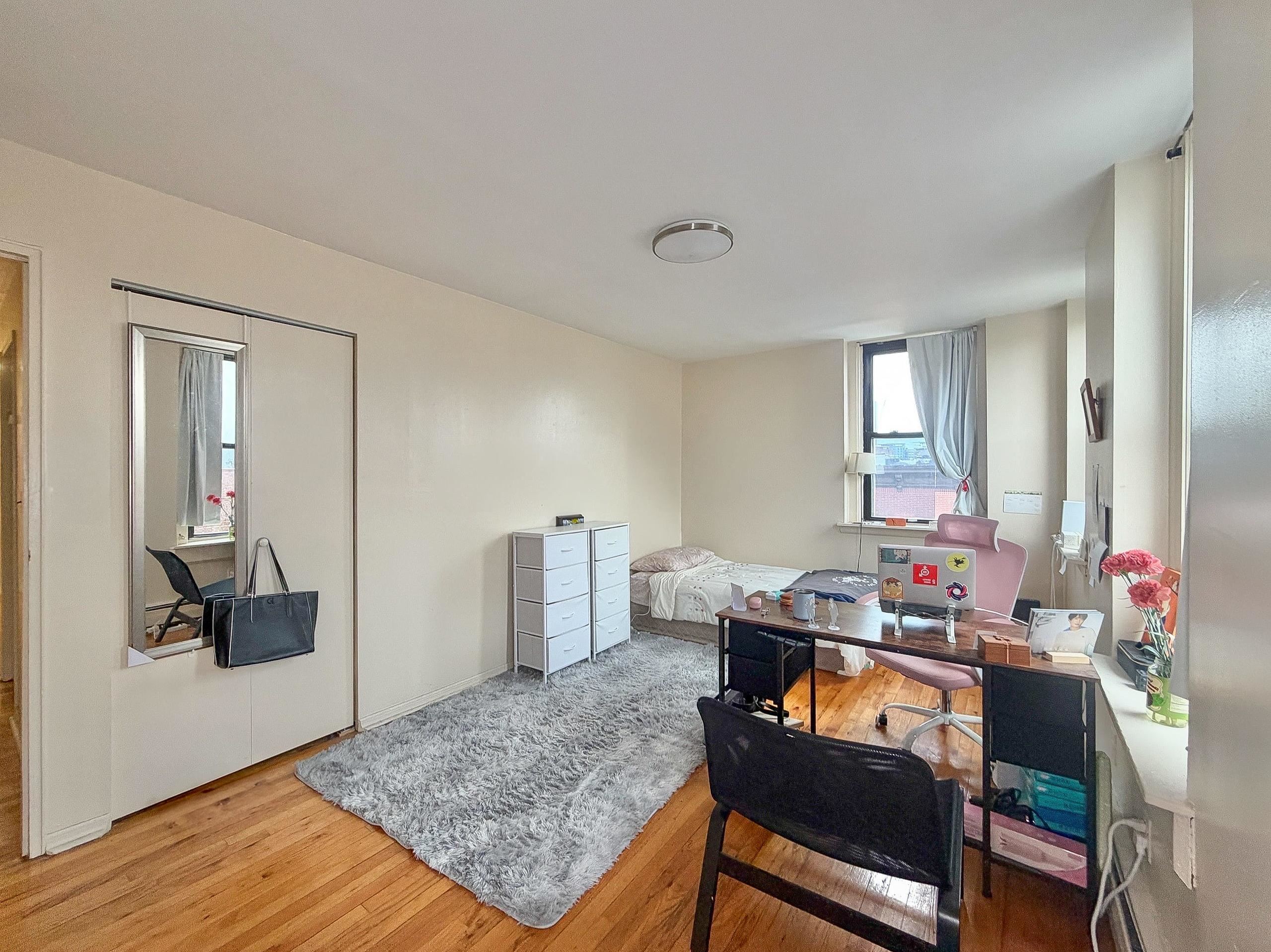 564 JERSEY AVE Unit: 4