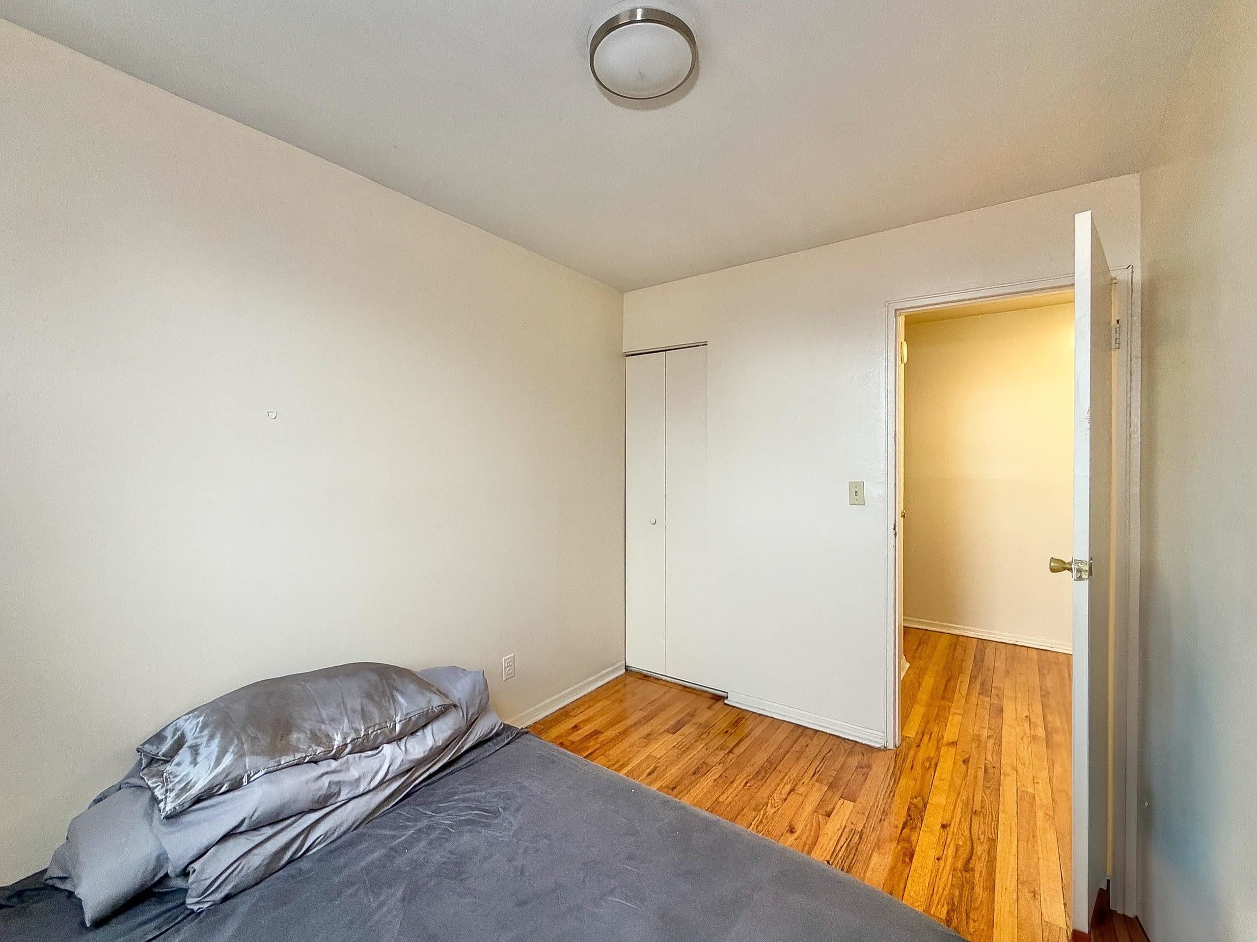 564 JERSEY AVE Unit: 4