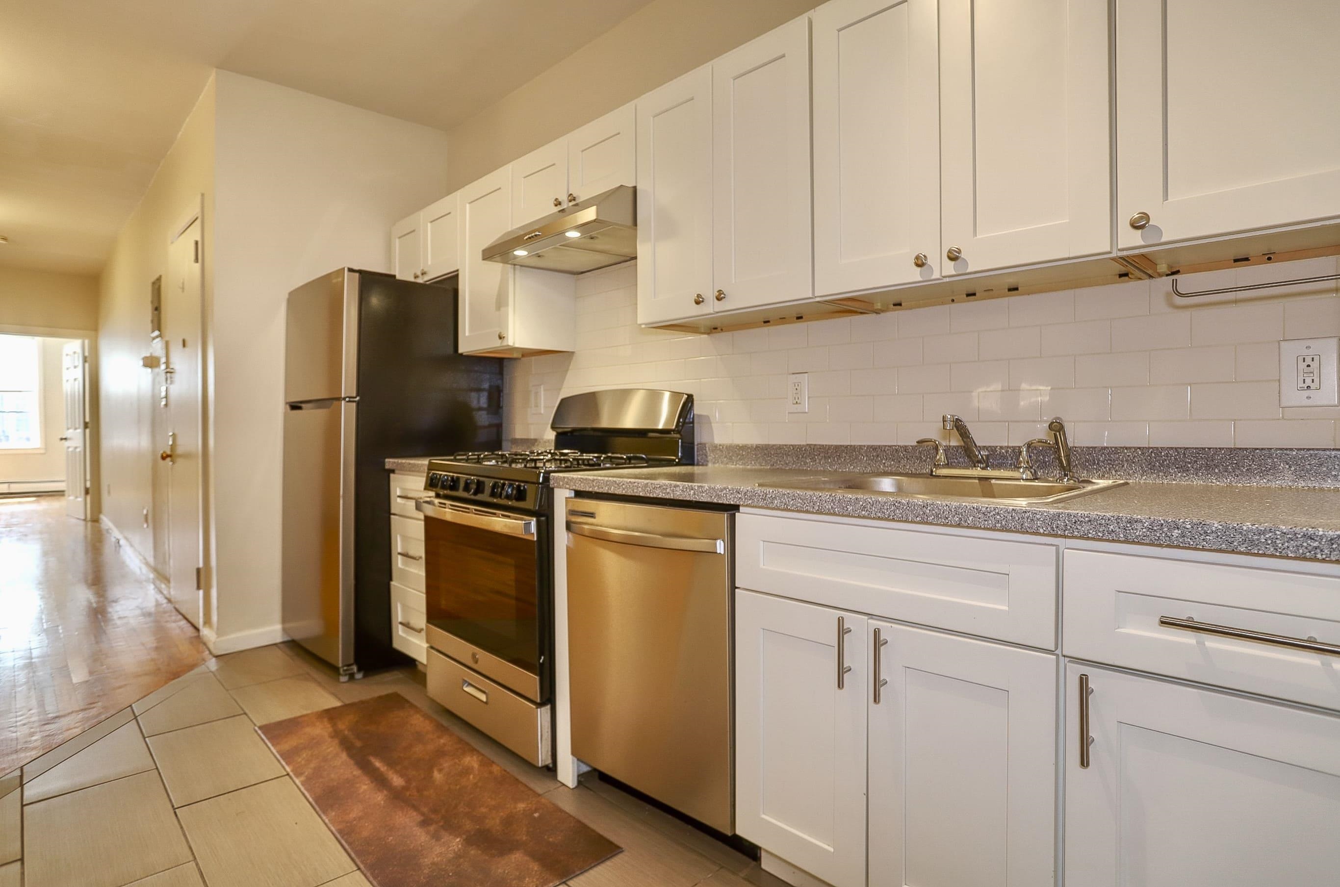 275 WEBSTER AVE Unit: 2