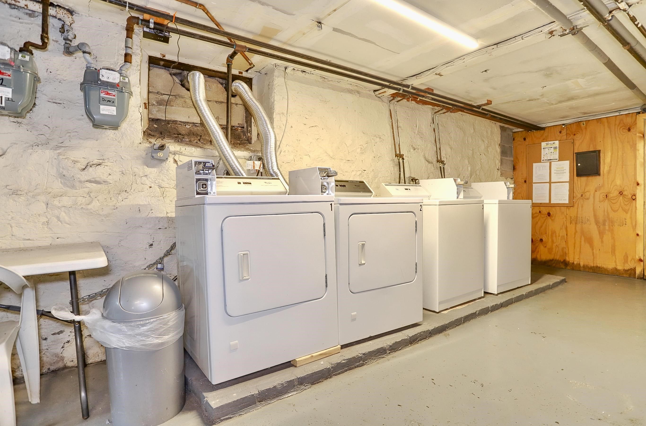 275 WEBSTER AVE Unit: 2