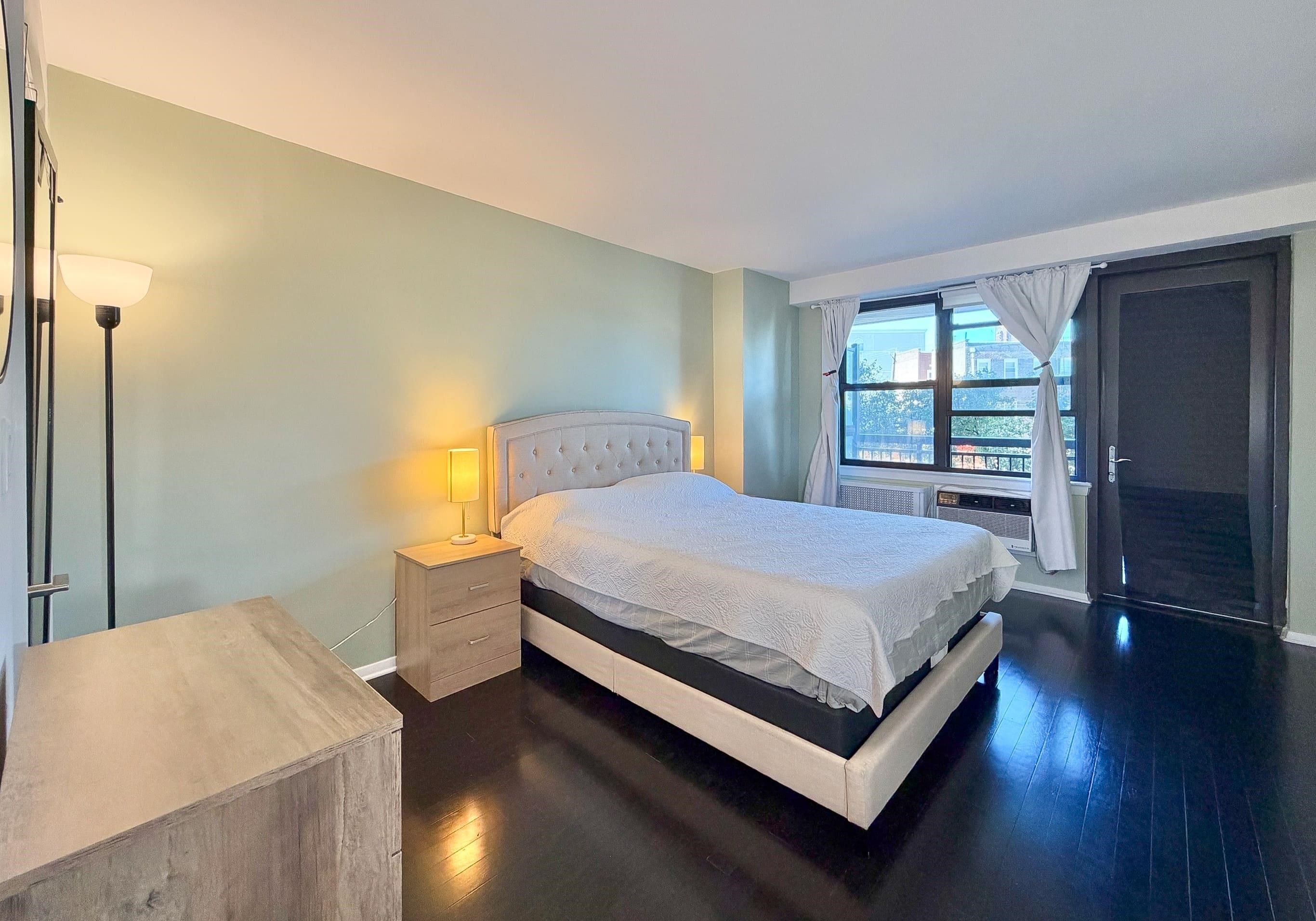500 CENTRAL AVE Unit: 211