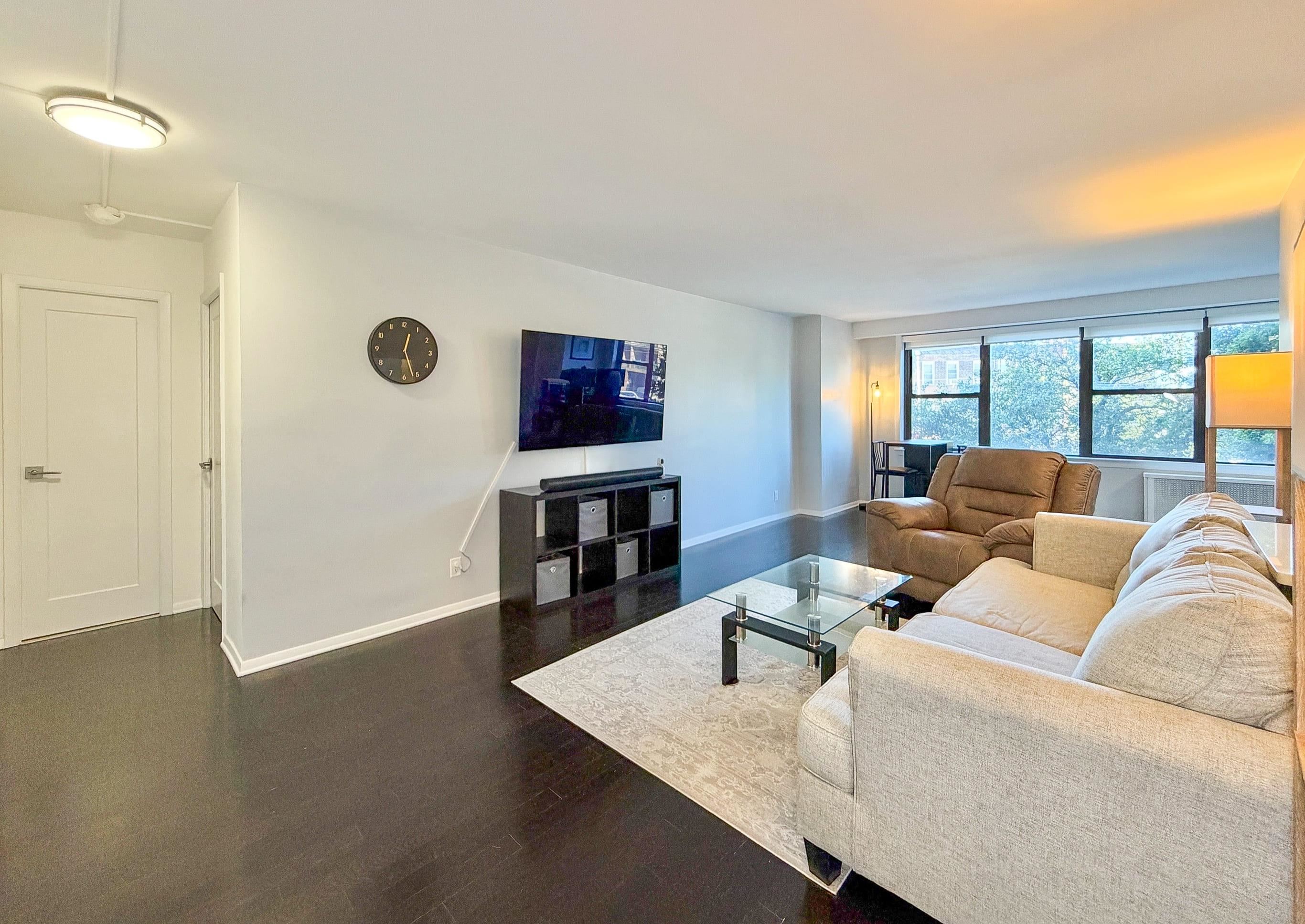 500 CENTRAL AVE Unit: 211