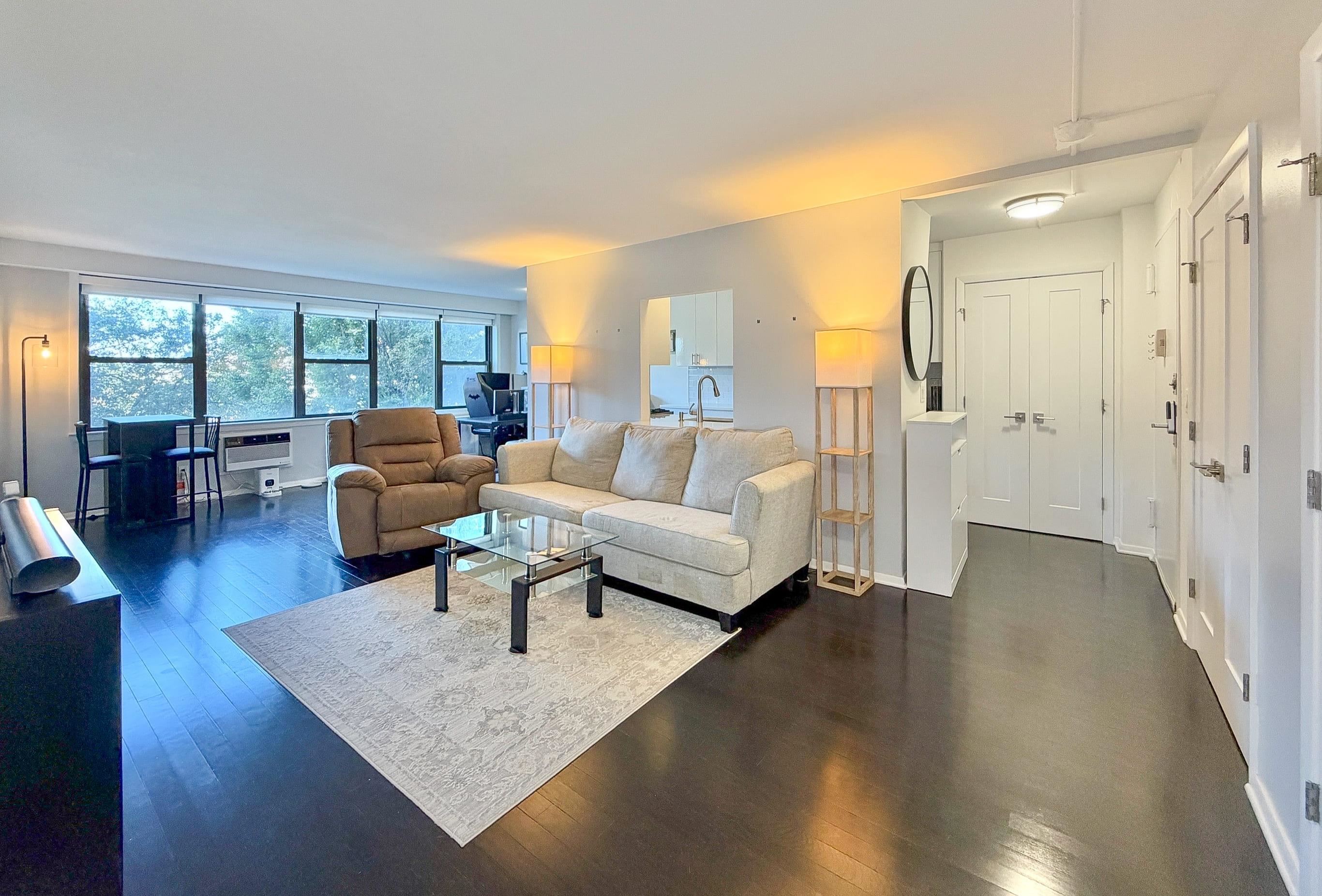 500 CENTRAL AVE Unit: 211