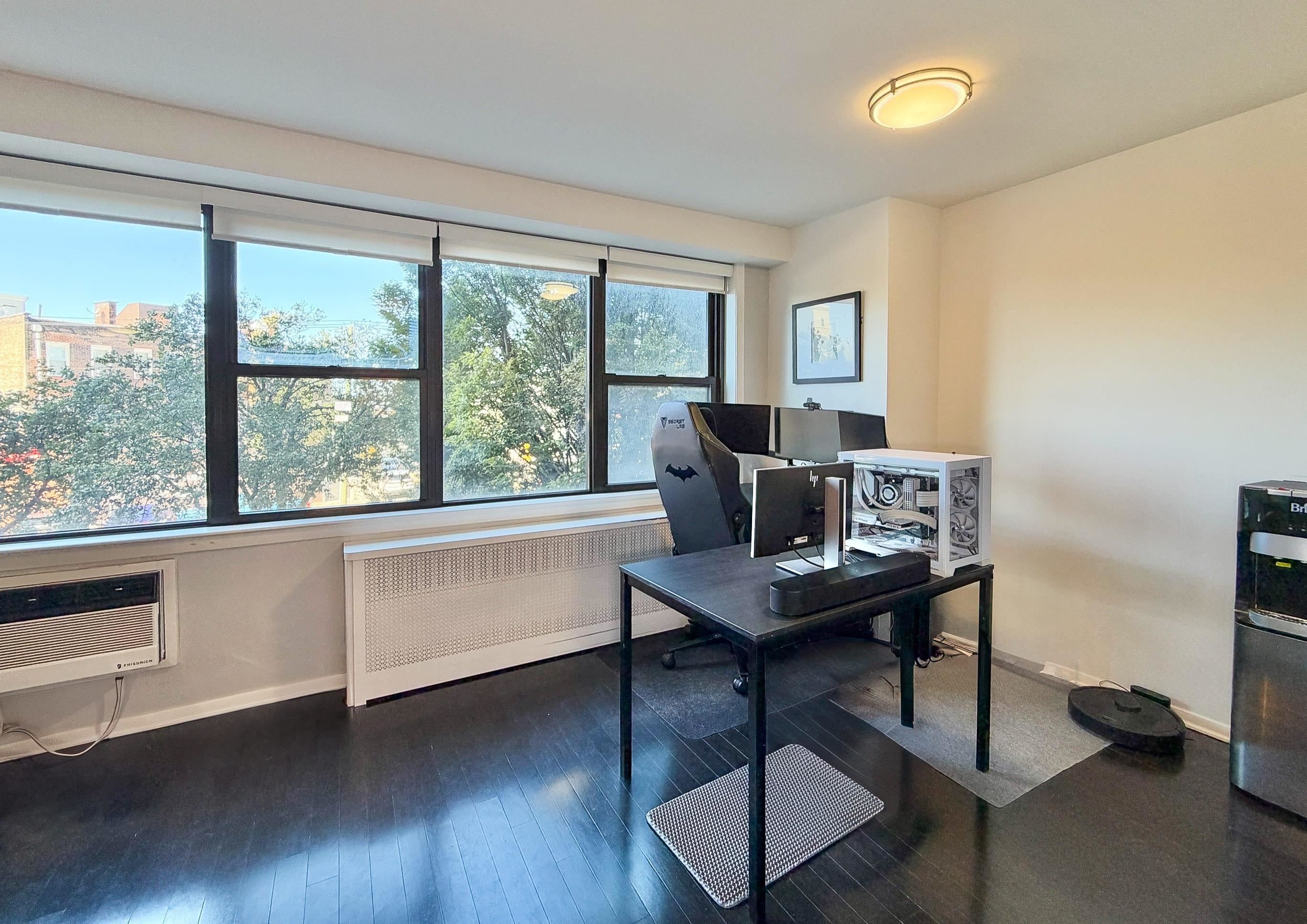 500 CENTRAL AVE Unit: 211