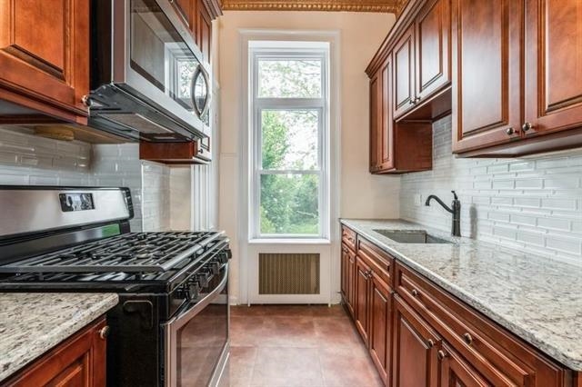 550 PALISADE AVE Unit: 1