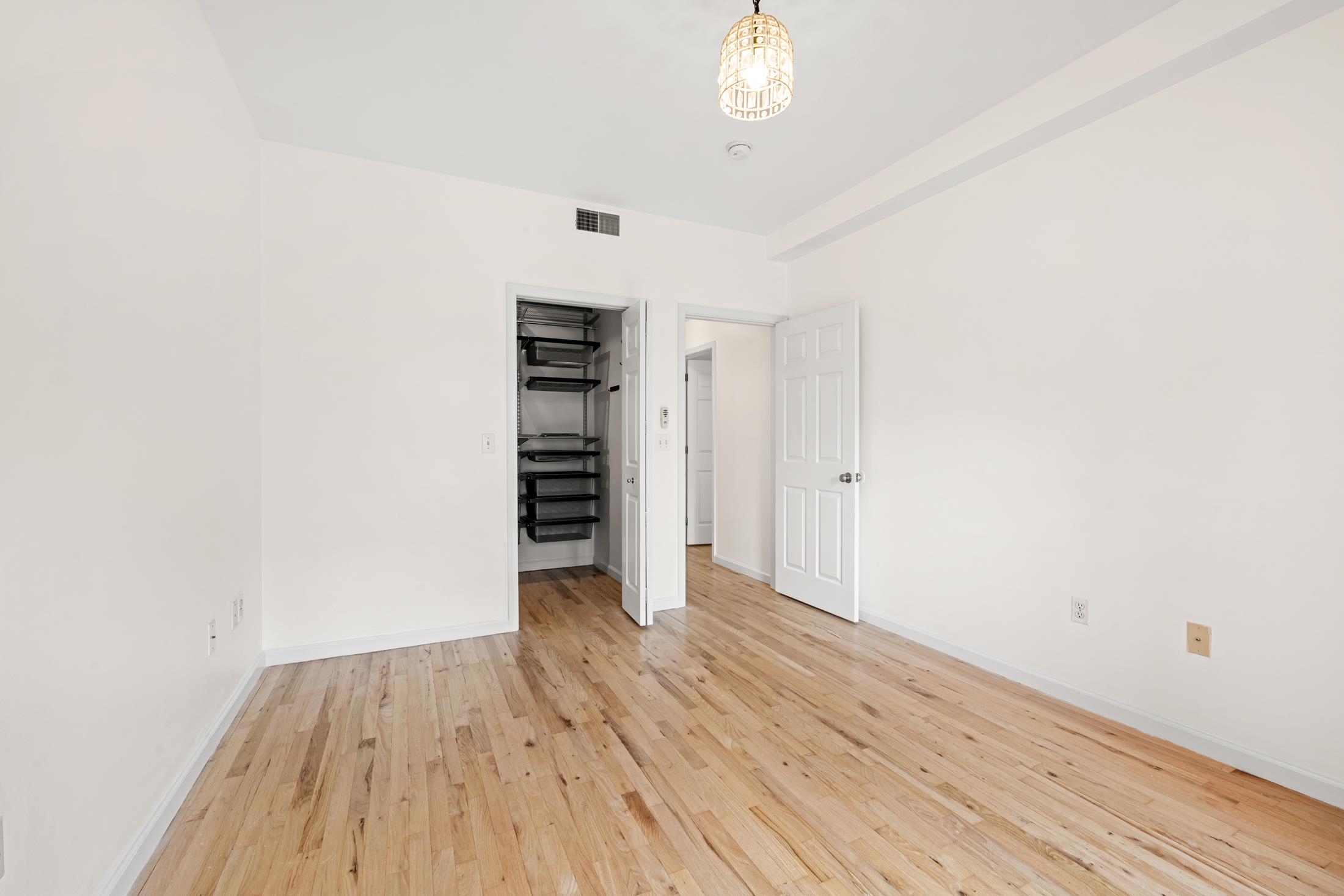81 MONROE ST Unit: 2