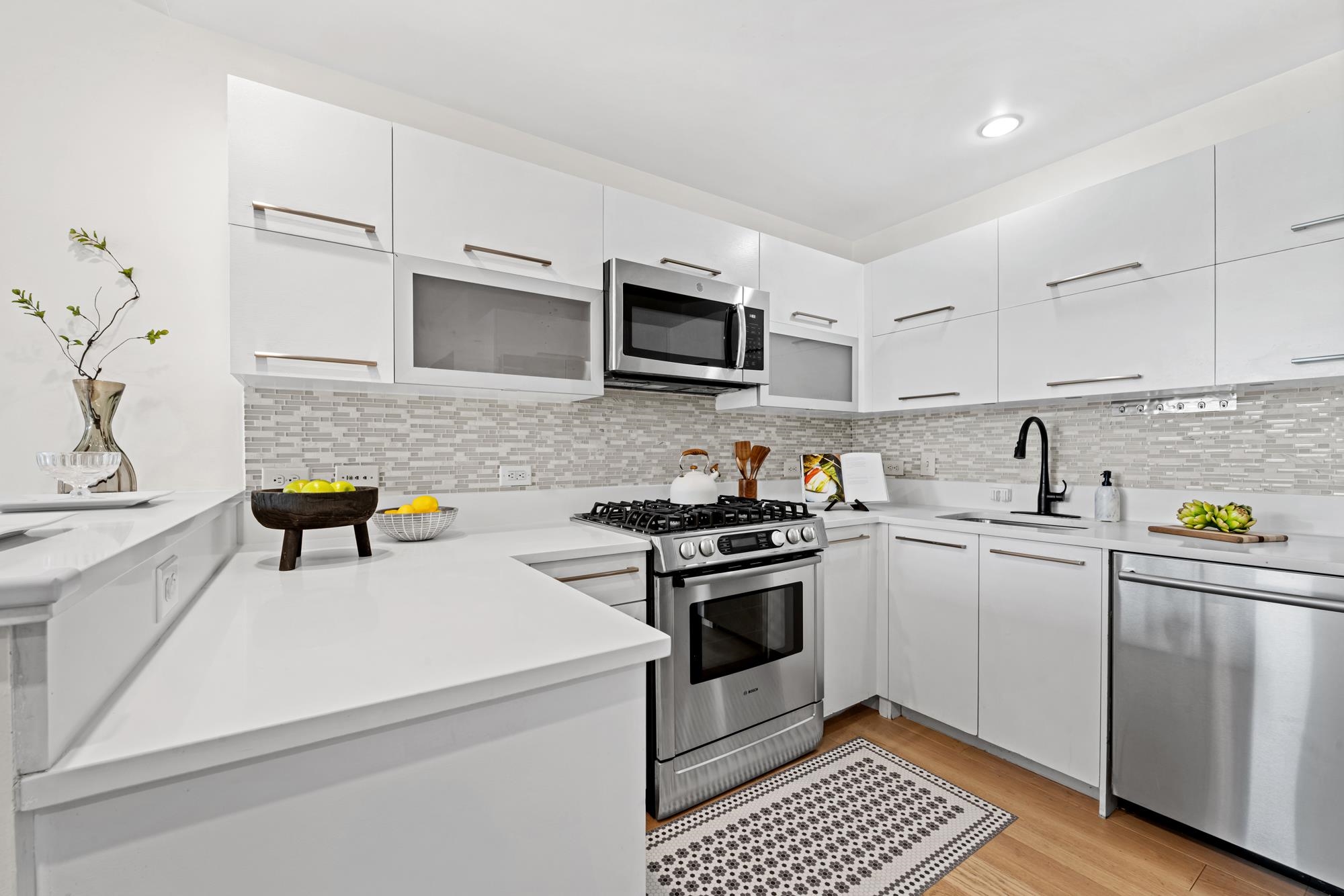 1450 WASHINGTON ST Unit: 516