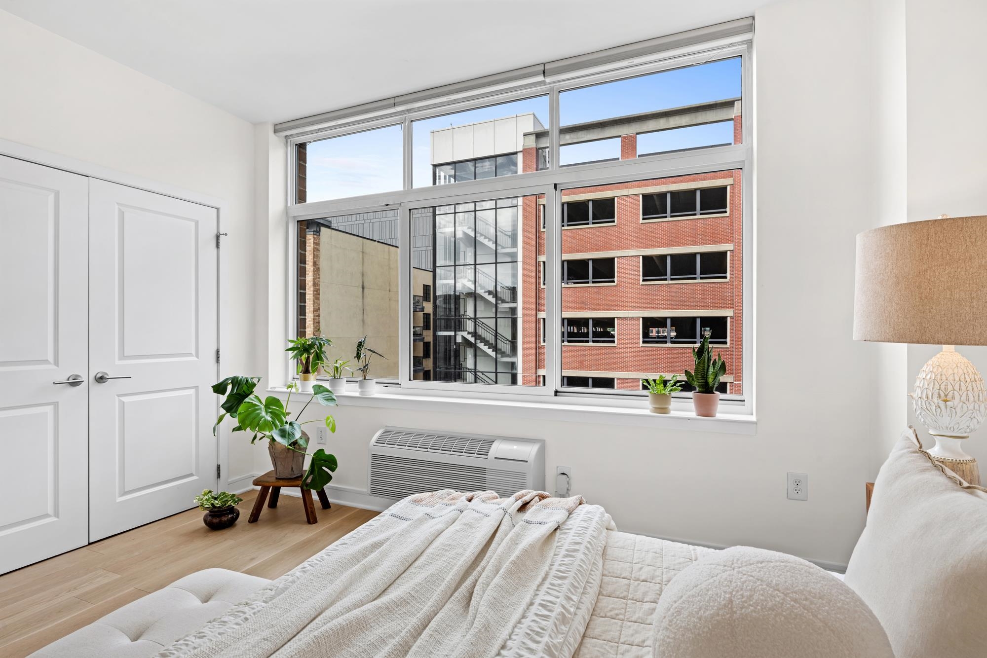 1450 WASHINGTON ST Unit: 516