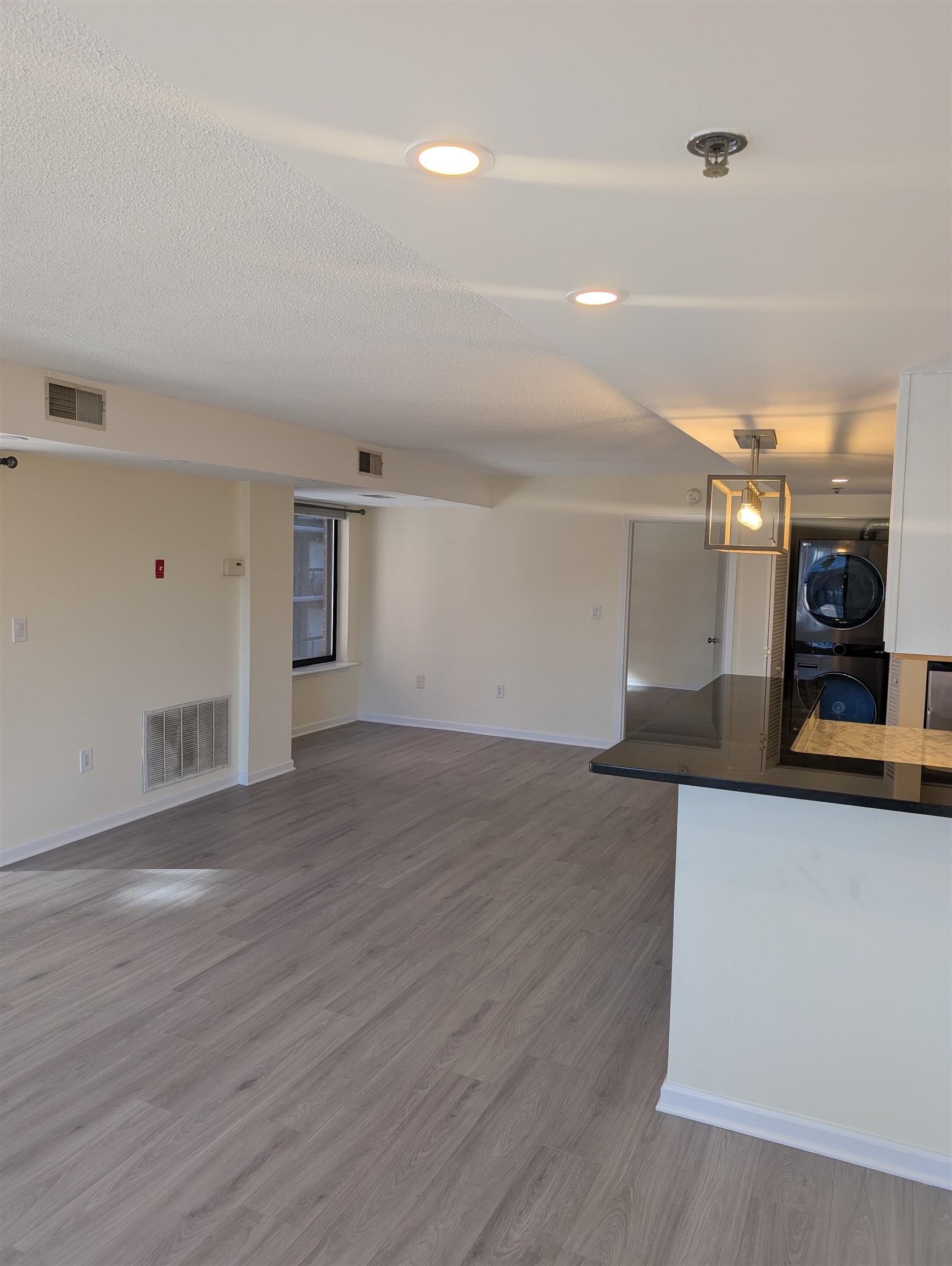 700 1ST ST Unit: 6A