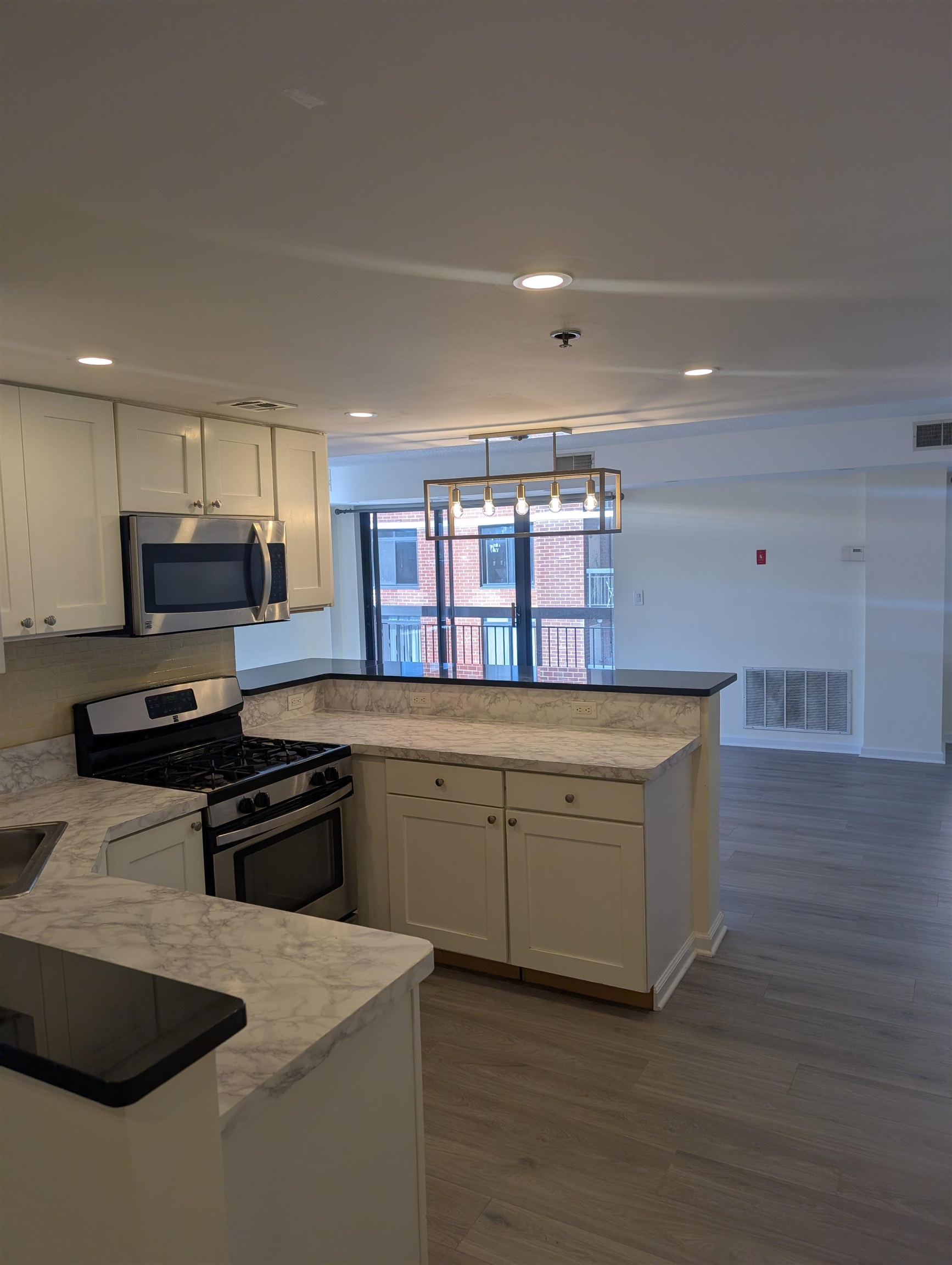700 1ST ST Unit: 6A