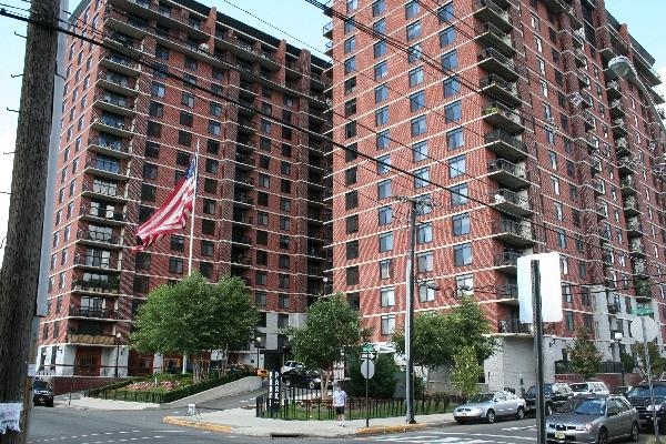 700 1ST ST Unit: 6A