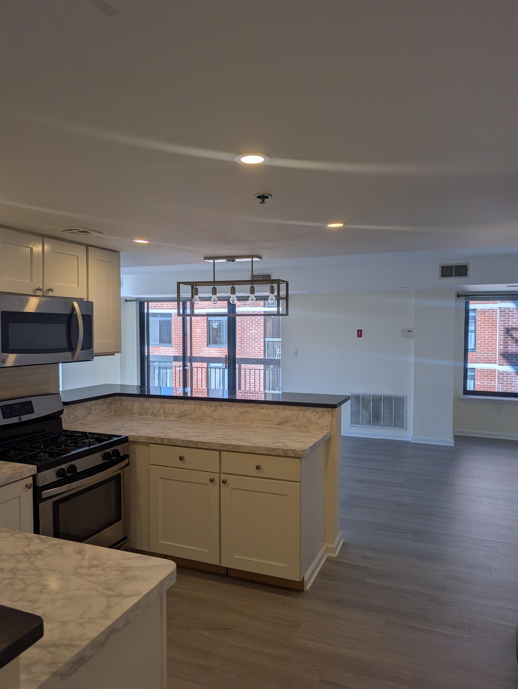 700 1ST ST Unit: 6A