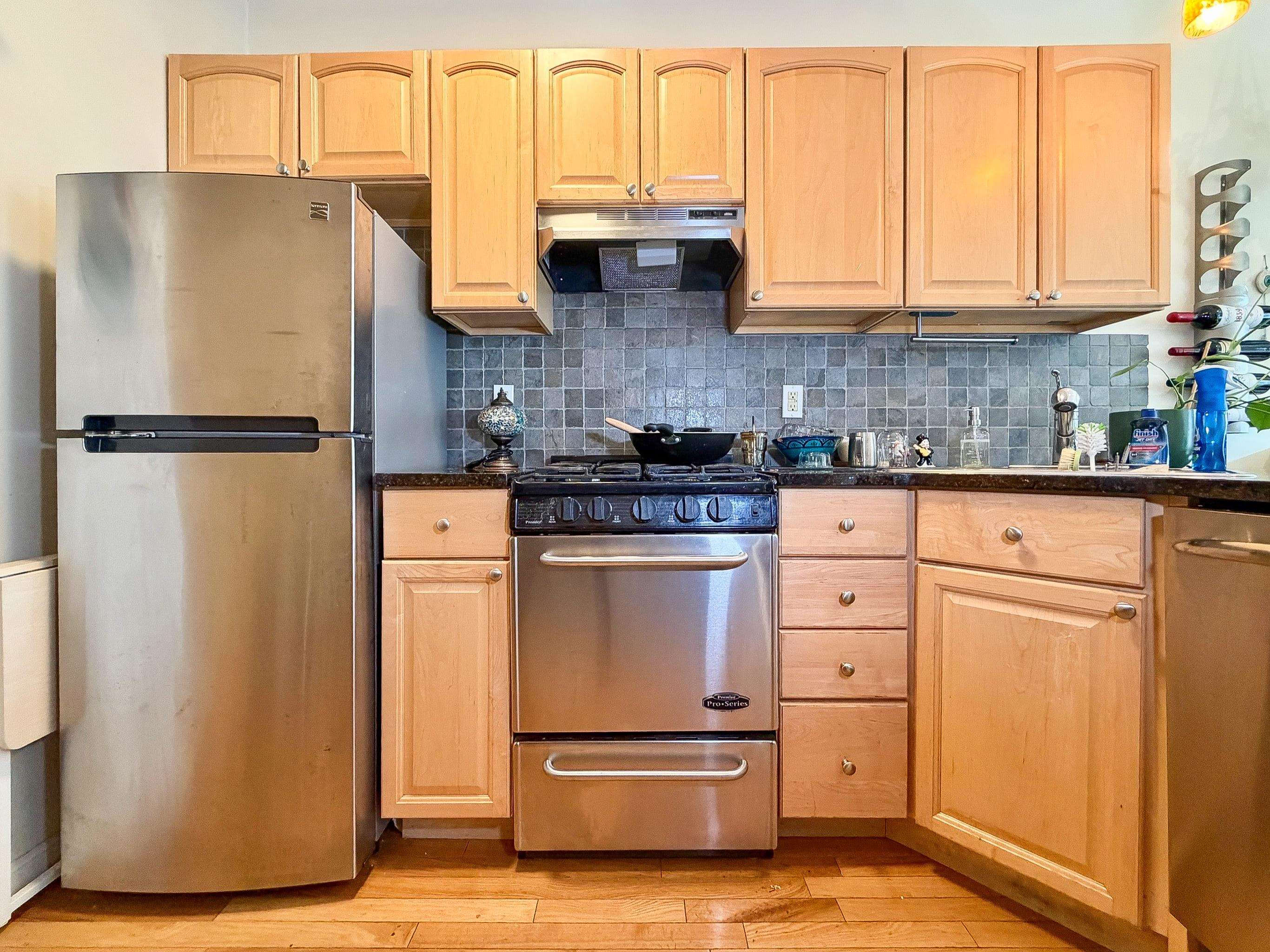 86 MONROE ST Unit: 3R