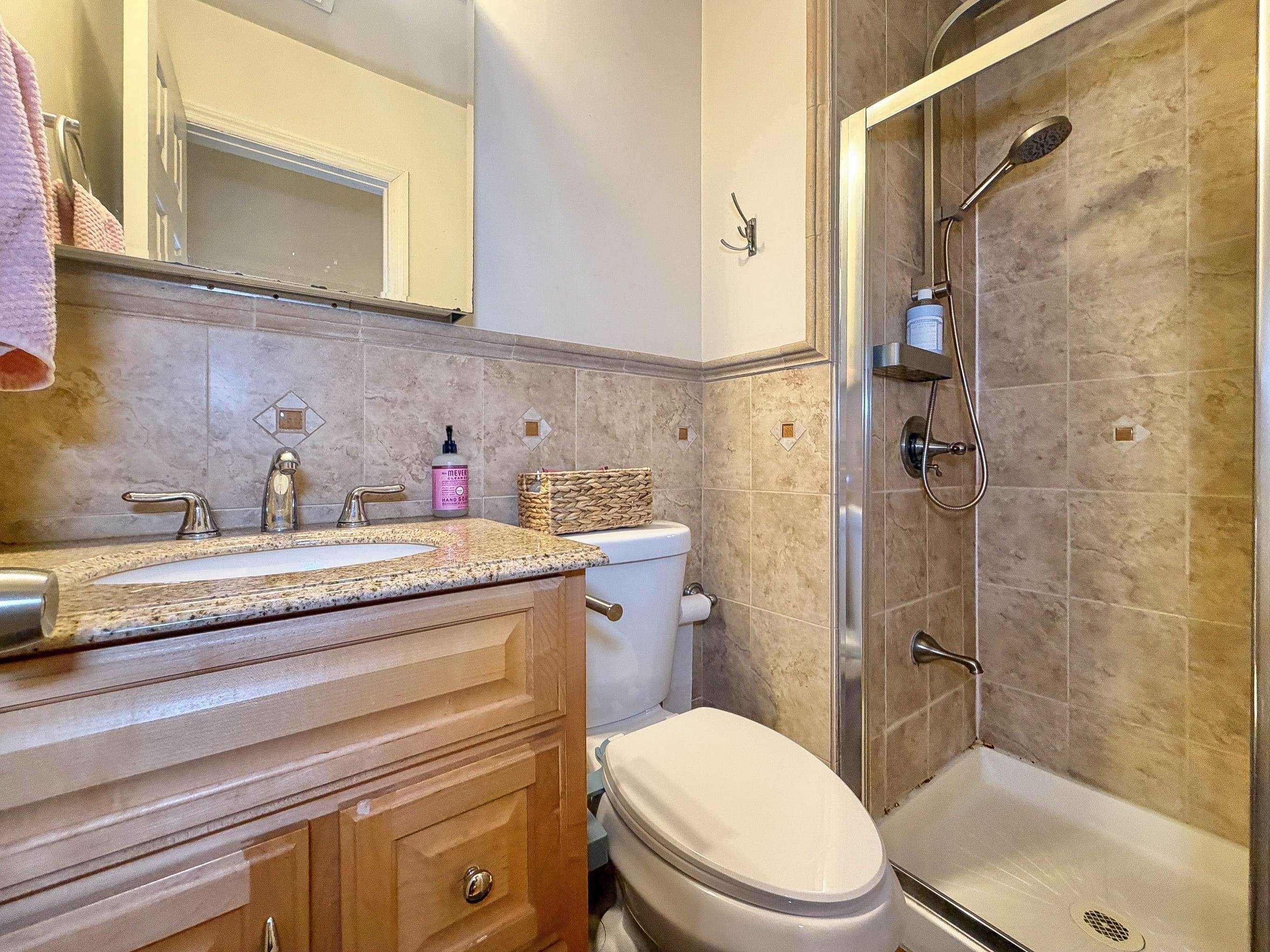 86 MONROE ST Unit: 3R