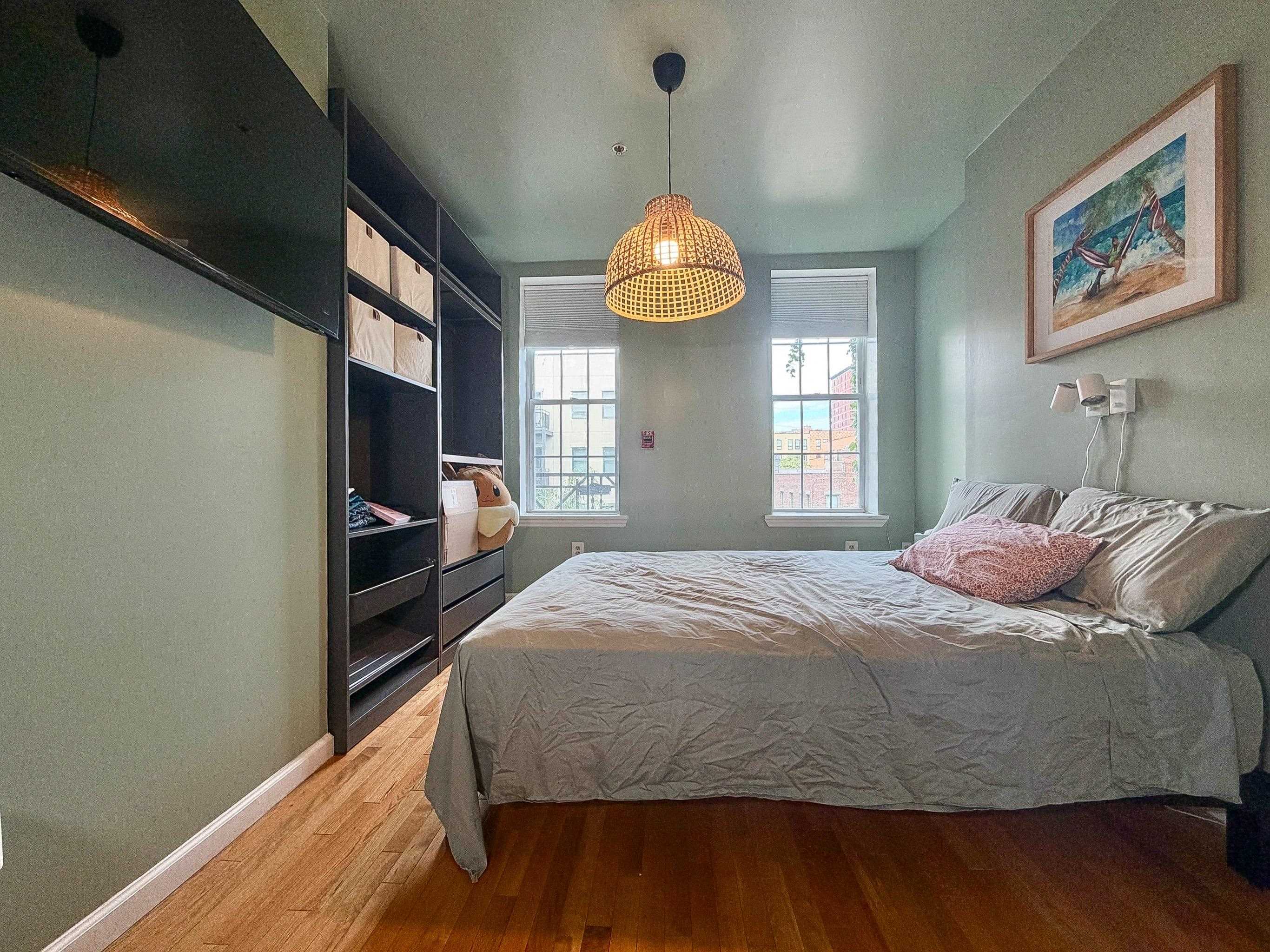 86 MONROE ST Unit: 3R