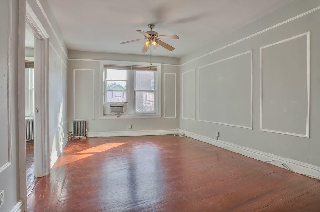 57 CORBIN AVE Unit: 21