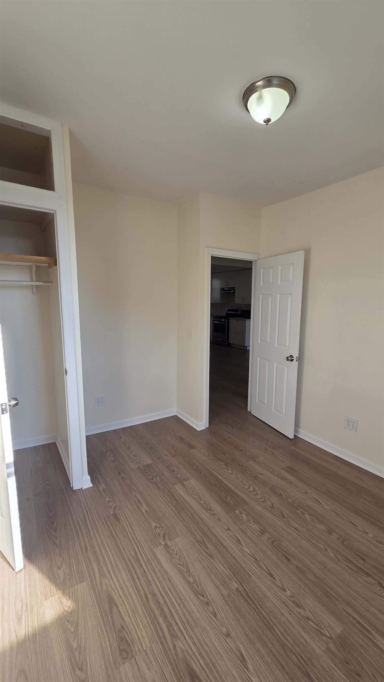 471 CENTRAL AVE Unit: 2