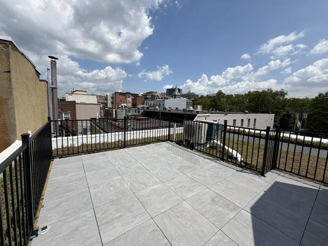 406 COURT ST Unit: 501