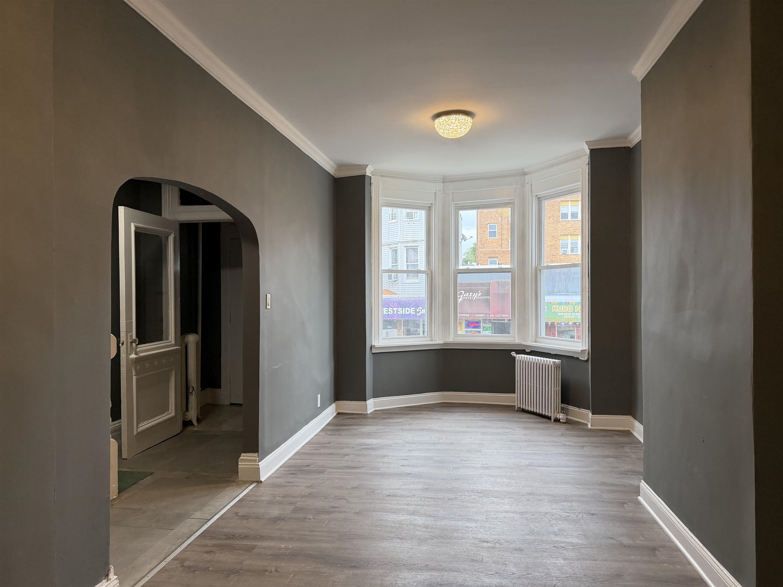 445 WEST SIDE AVE Unit: 2