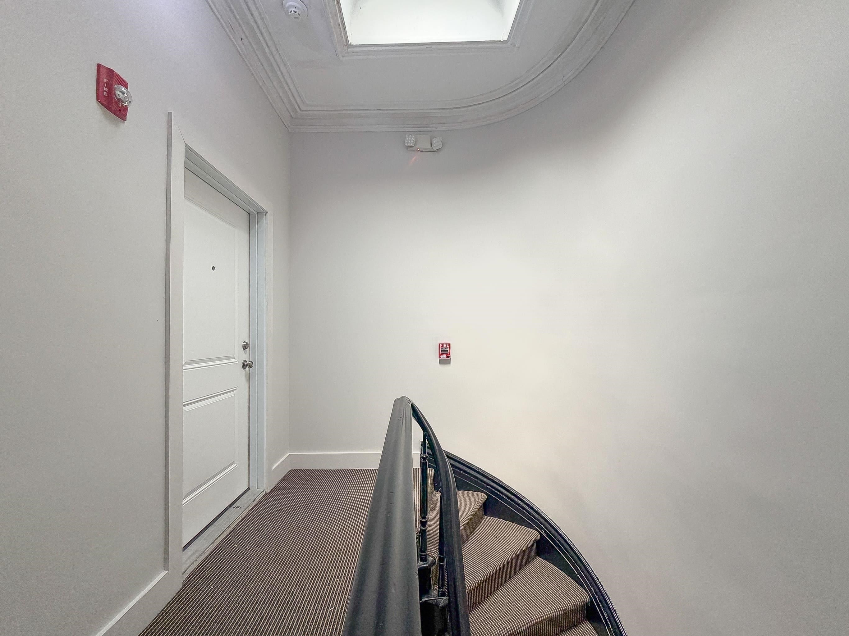 824 WASHINGTON ST Unit: 4