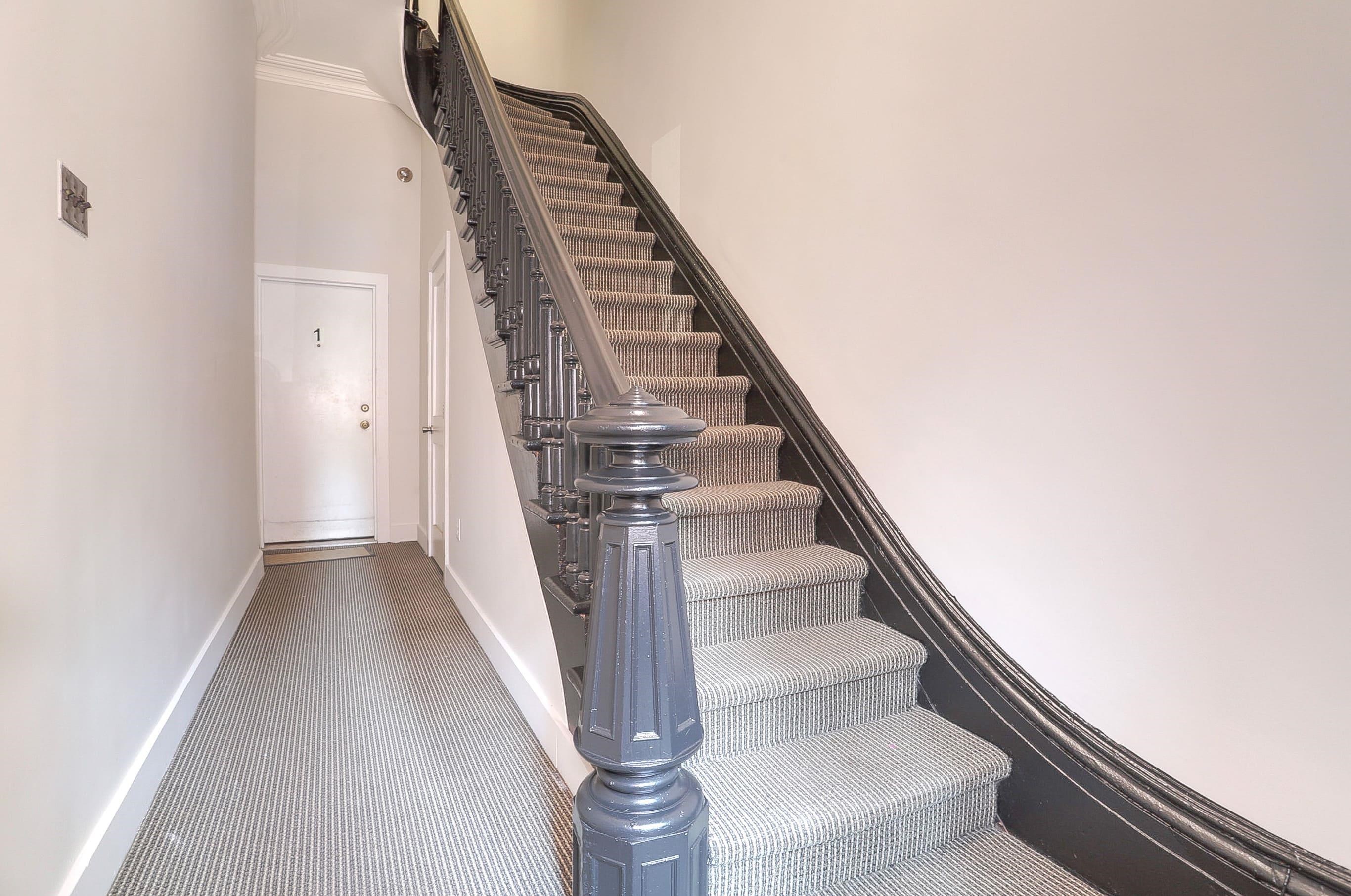 824 WASHINGTON ST Unit: 4