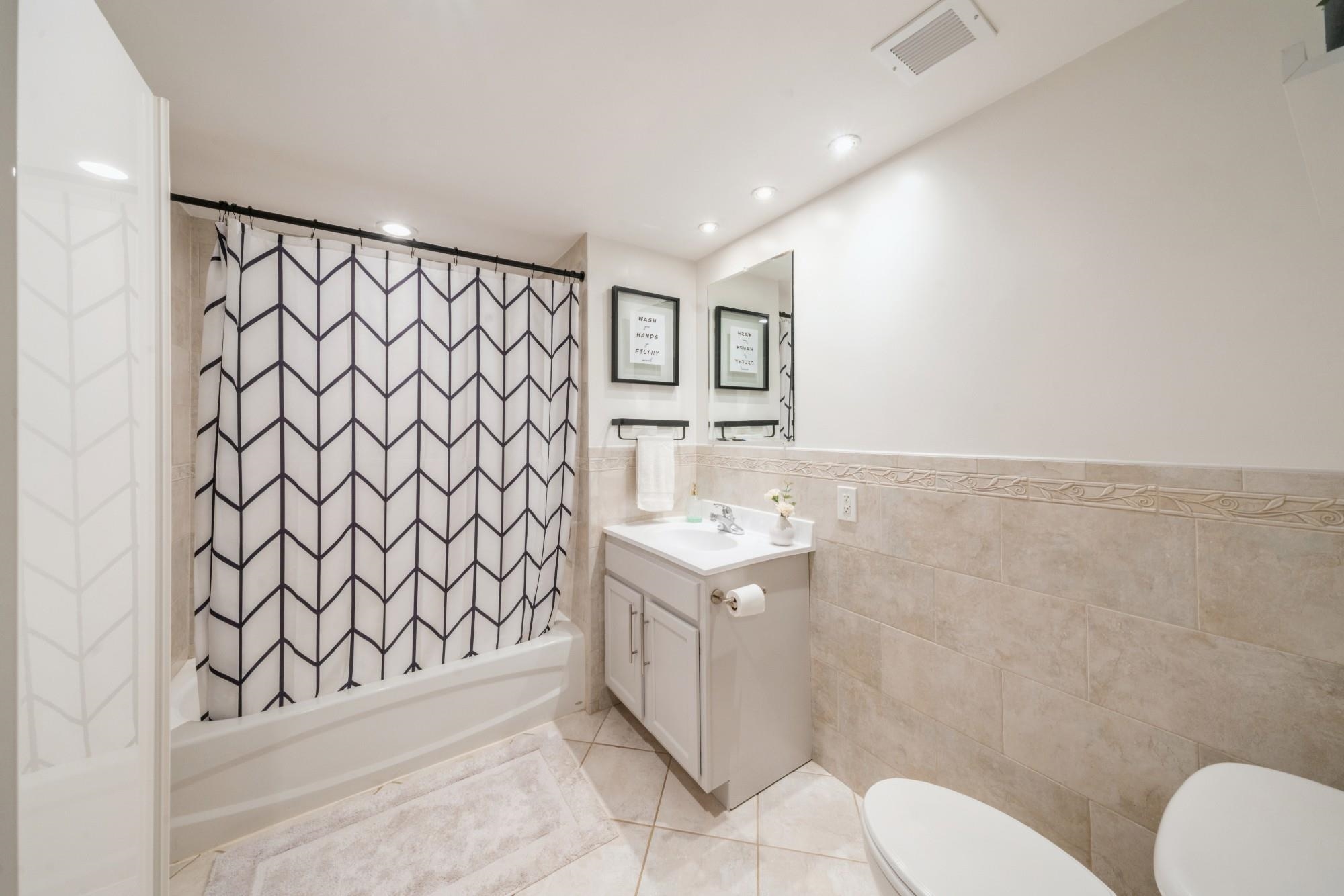 4301 PARK AVE Unit: 7F