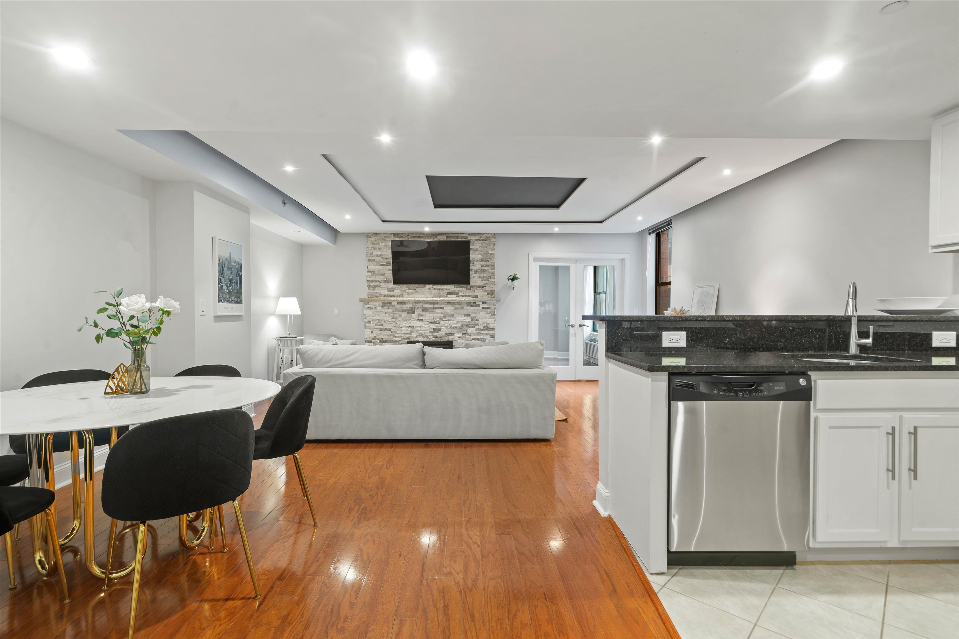 4301 PARK AVE Unit: 7F
