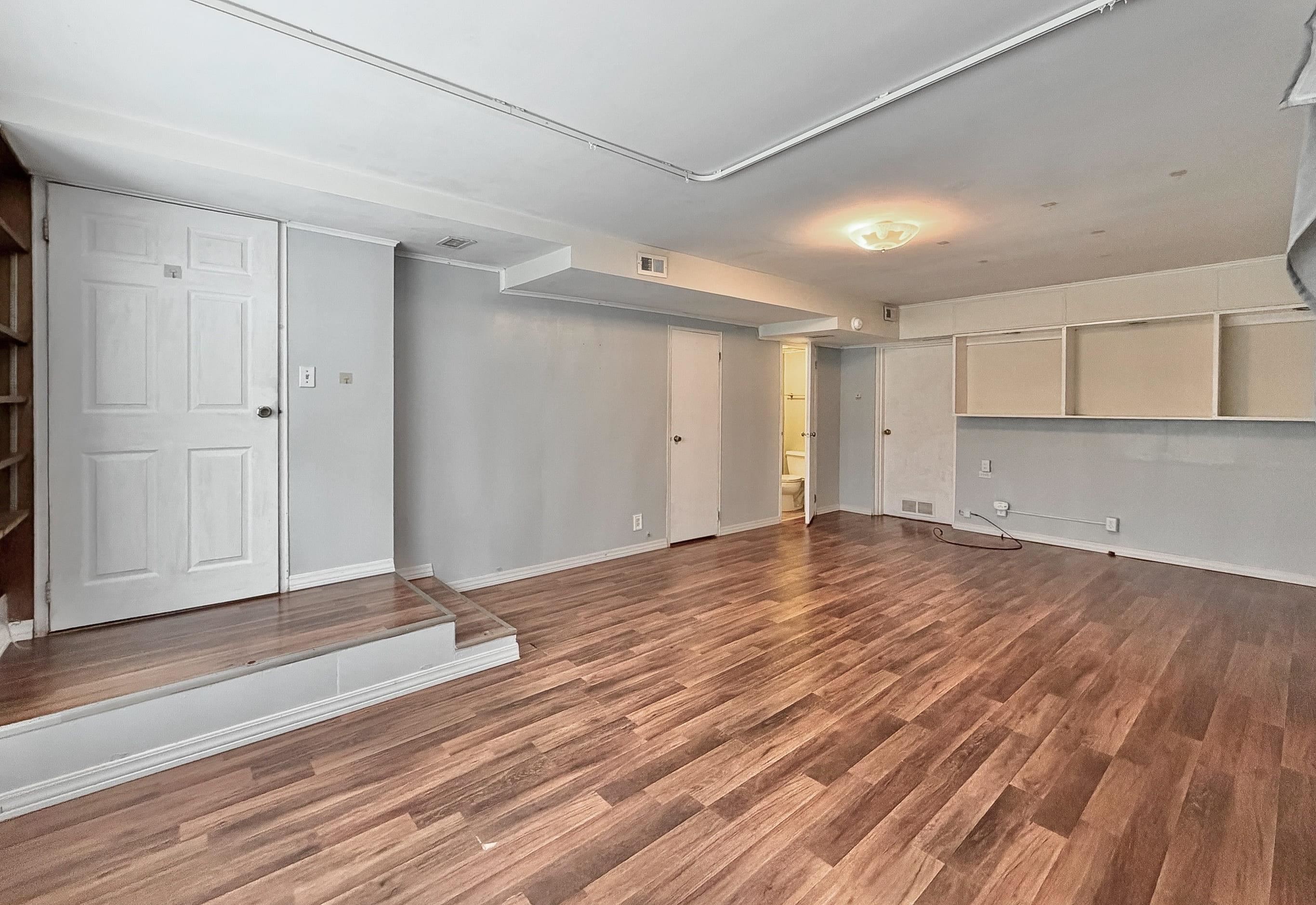 9 ELNA CT