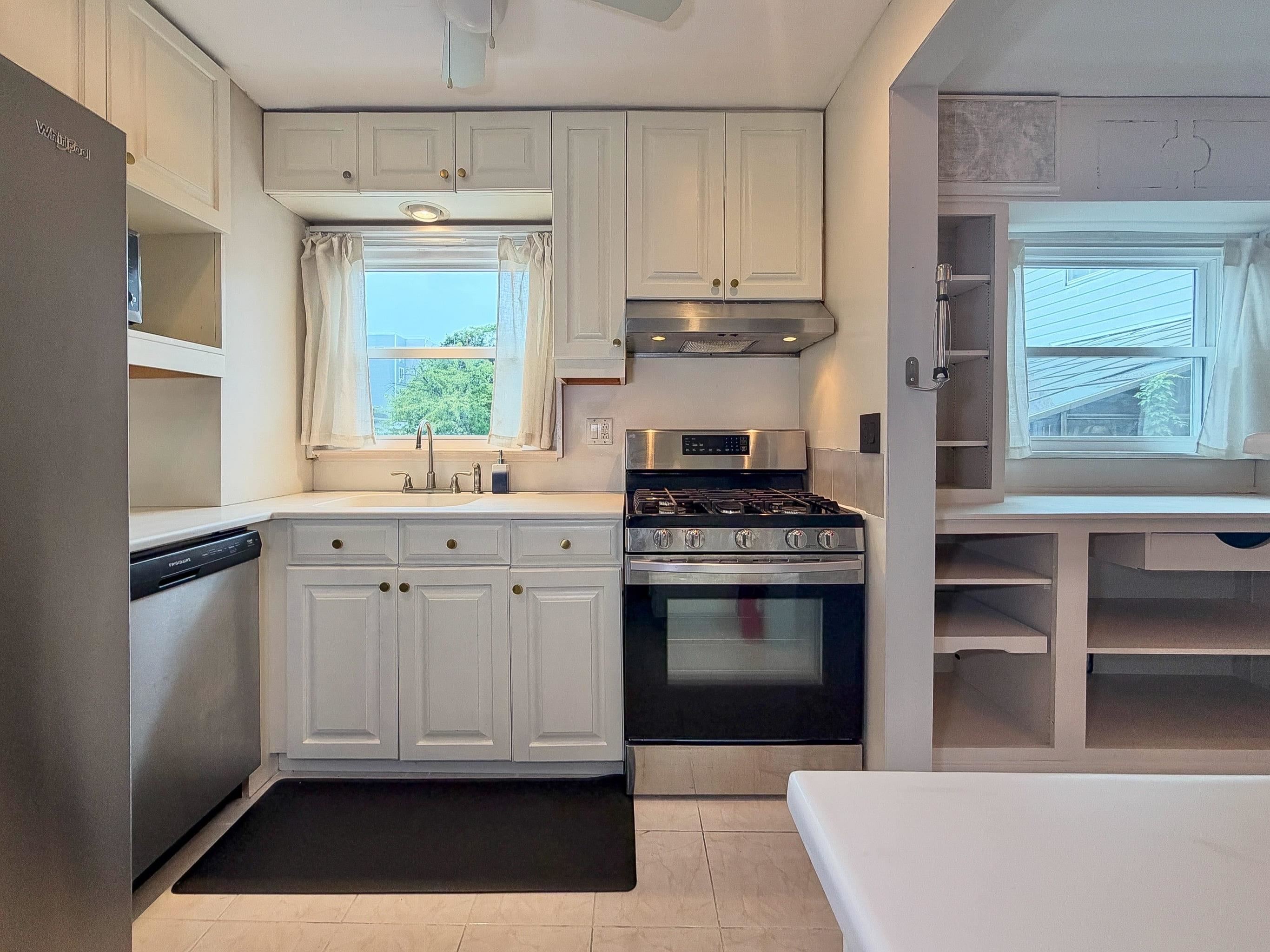9 ELNA CT