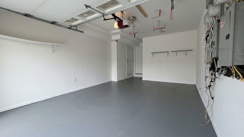 54 LAIDLAW AVE Unit: 1