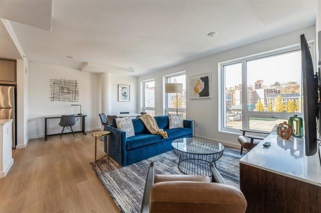 401 JACKSON ST Unit: 505