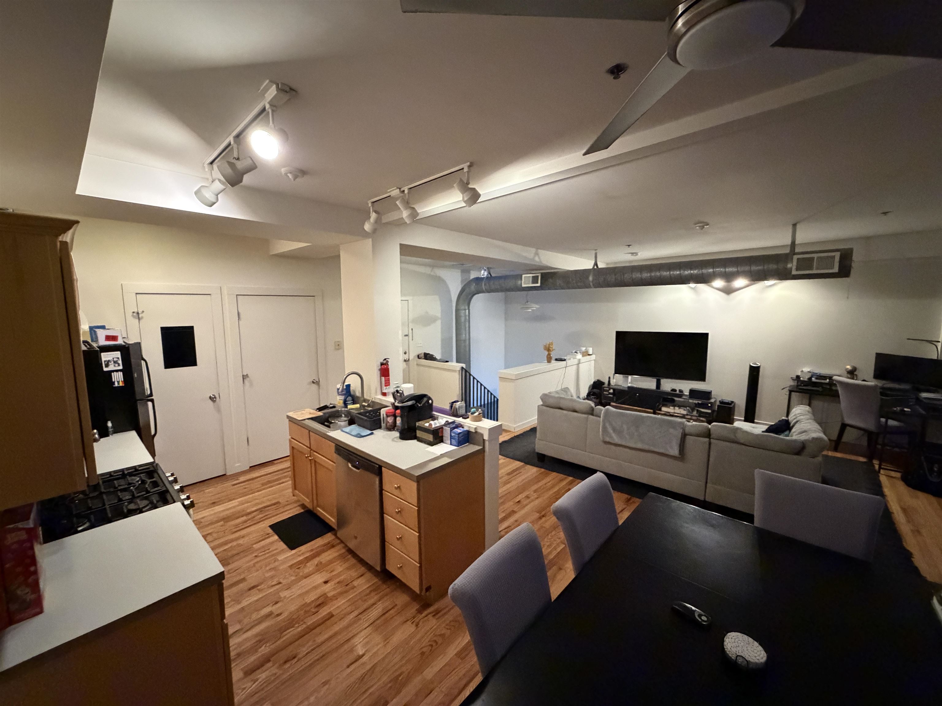 1017 JEFFERSON ST Unit: 109