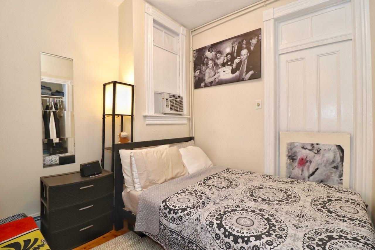 50 BRIGHT ST Unit: 2R