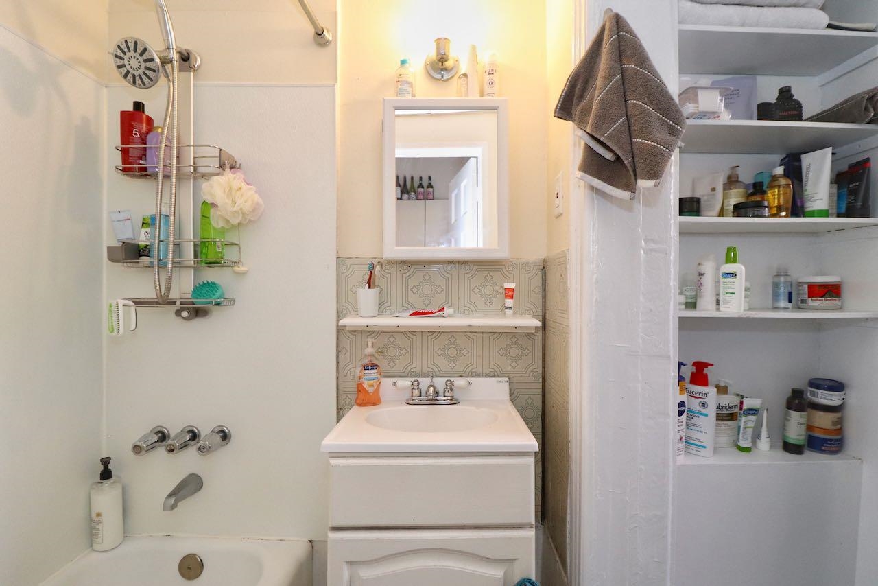 50 BRIGHT ST Unit: 2R